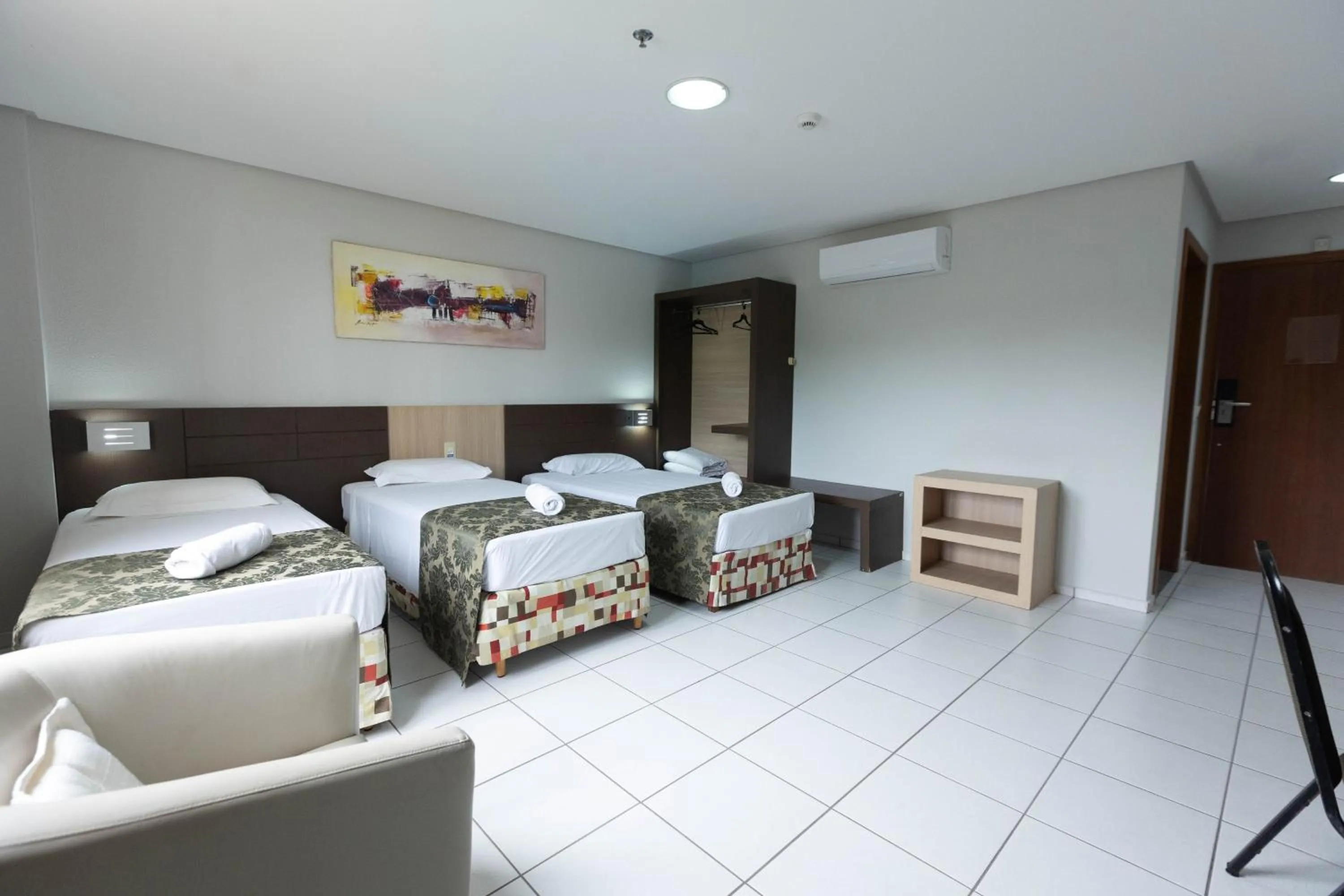 Bed in Hits Pantanal Hotel Aeroporto Cuiabá