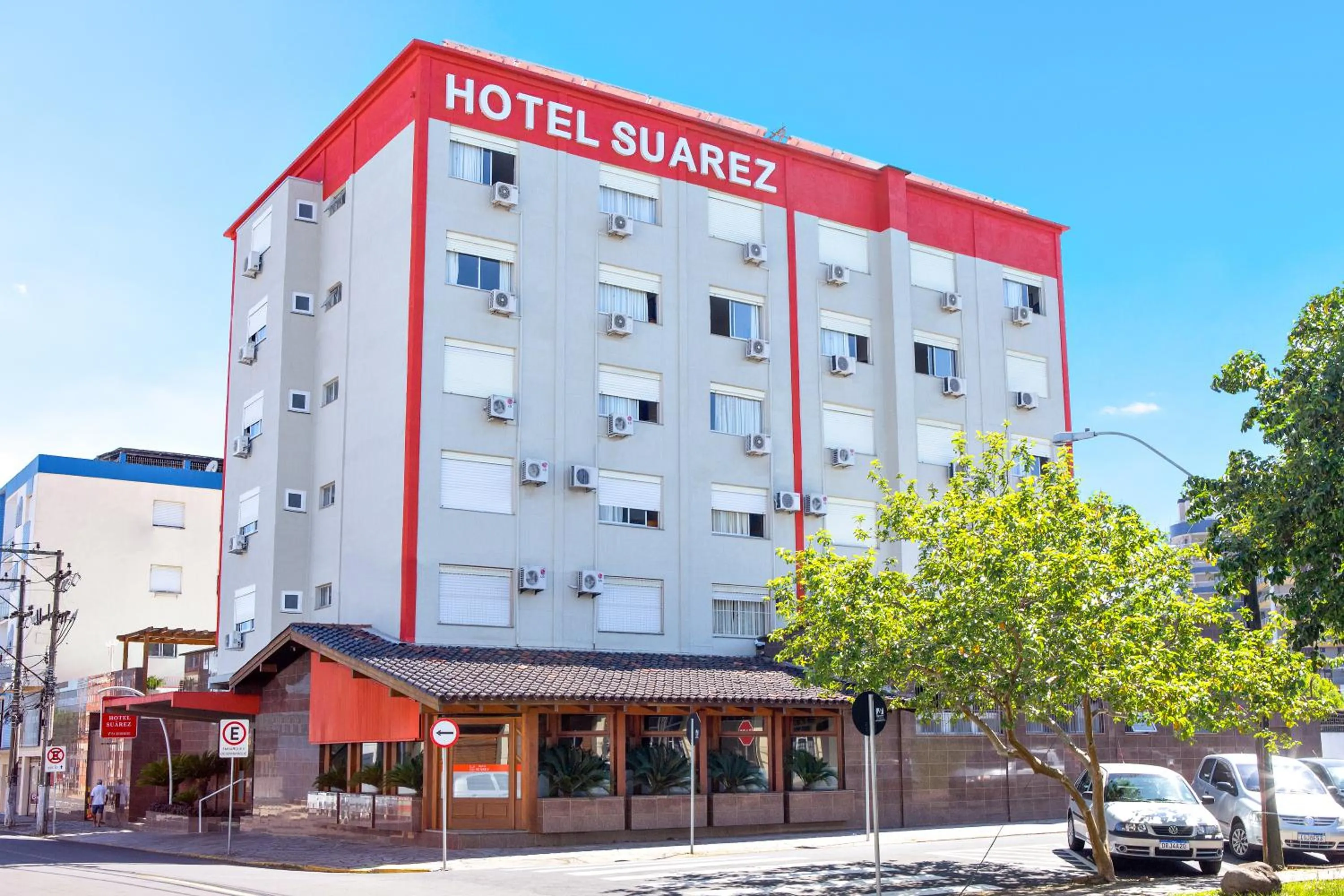 Facade/entrance in Hotel Suárez Campo Bom