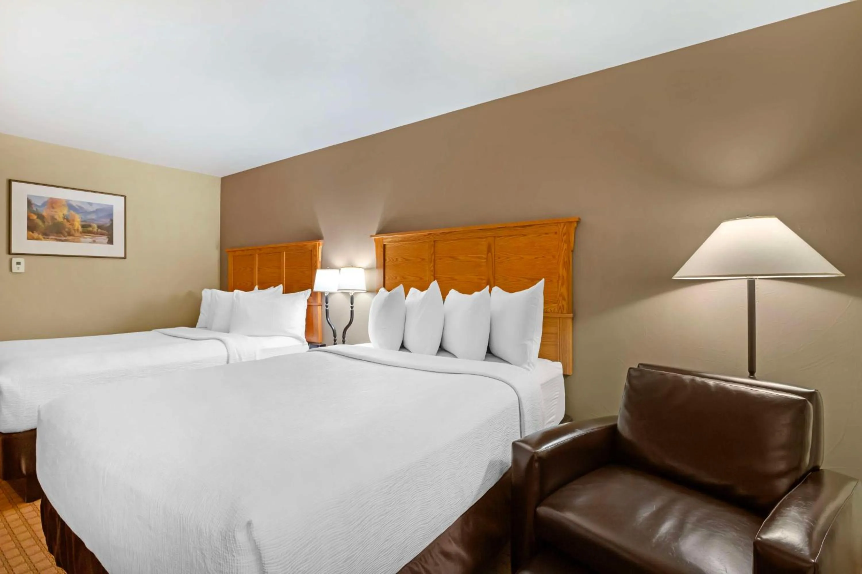 Bedroom, Bed in Best Western Plus GranTree Inn