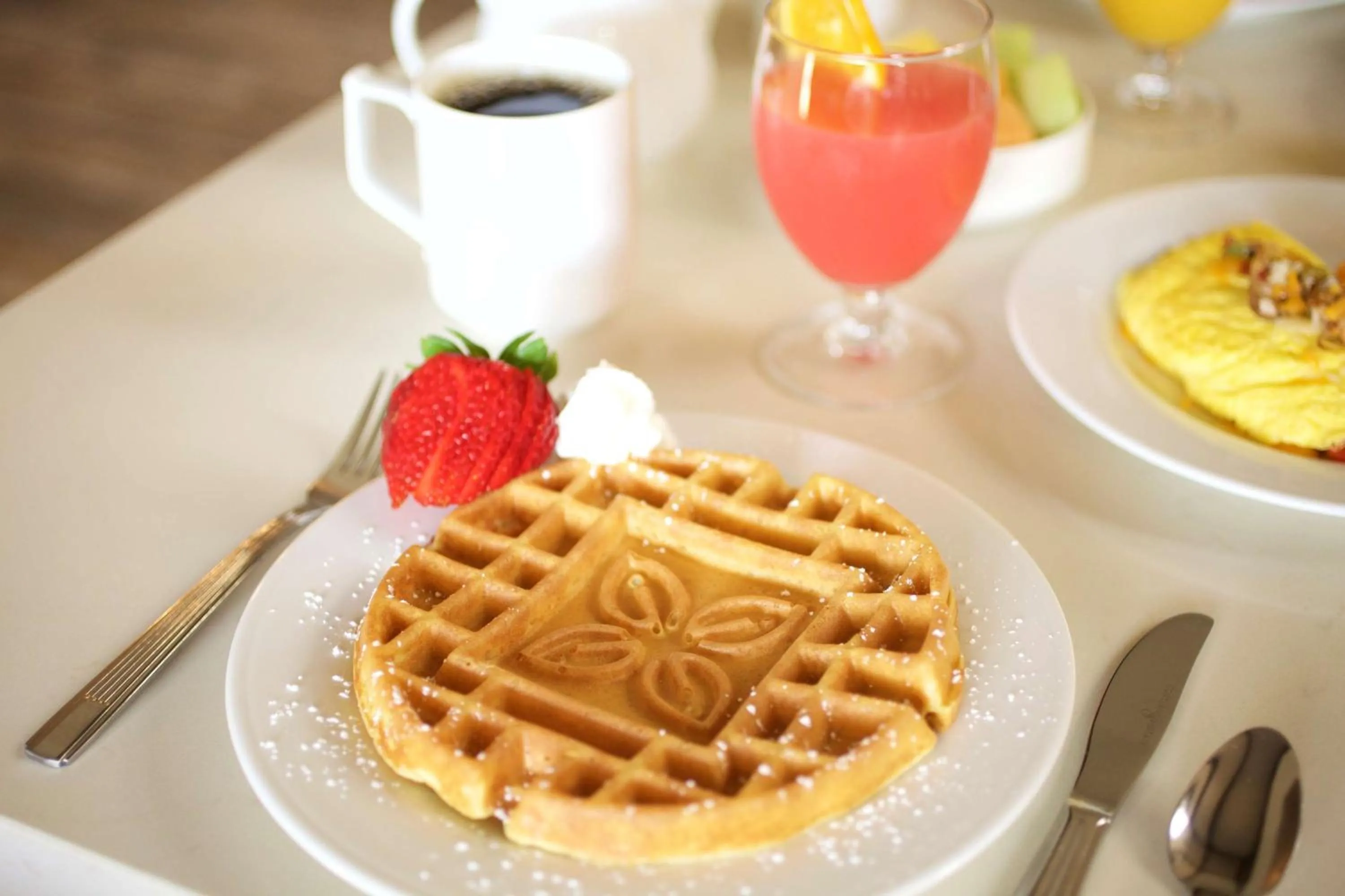 Dining area in Hilton Garden Inn Kauai Wailua Bay, HI