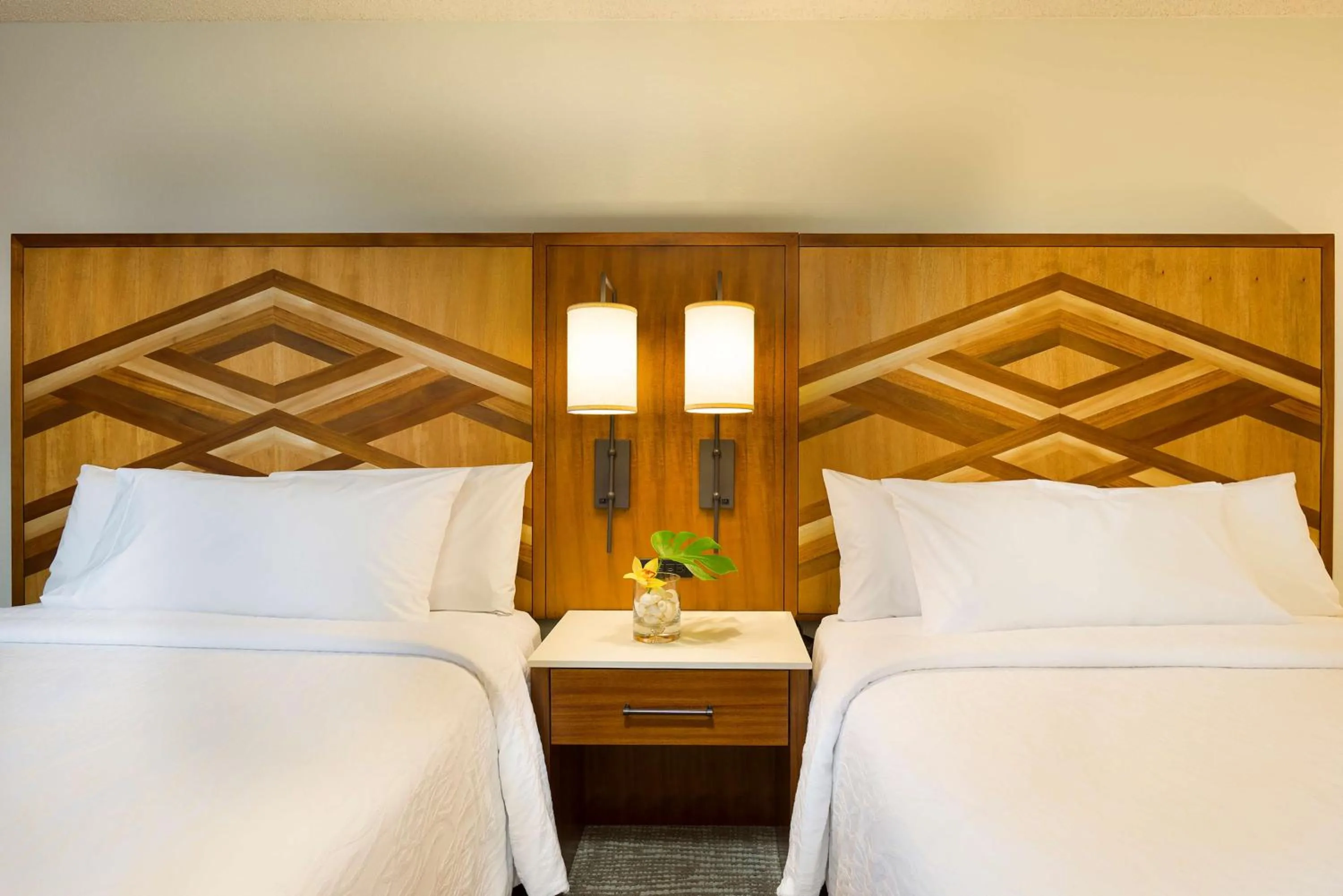 Bed in Hilton Garden Inn Kauai Wailua Bay, HI