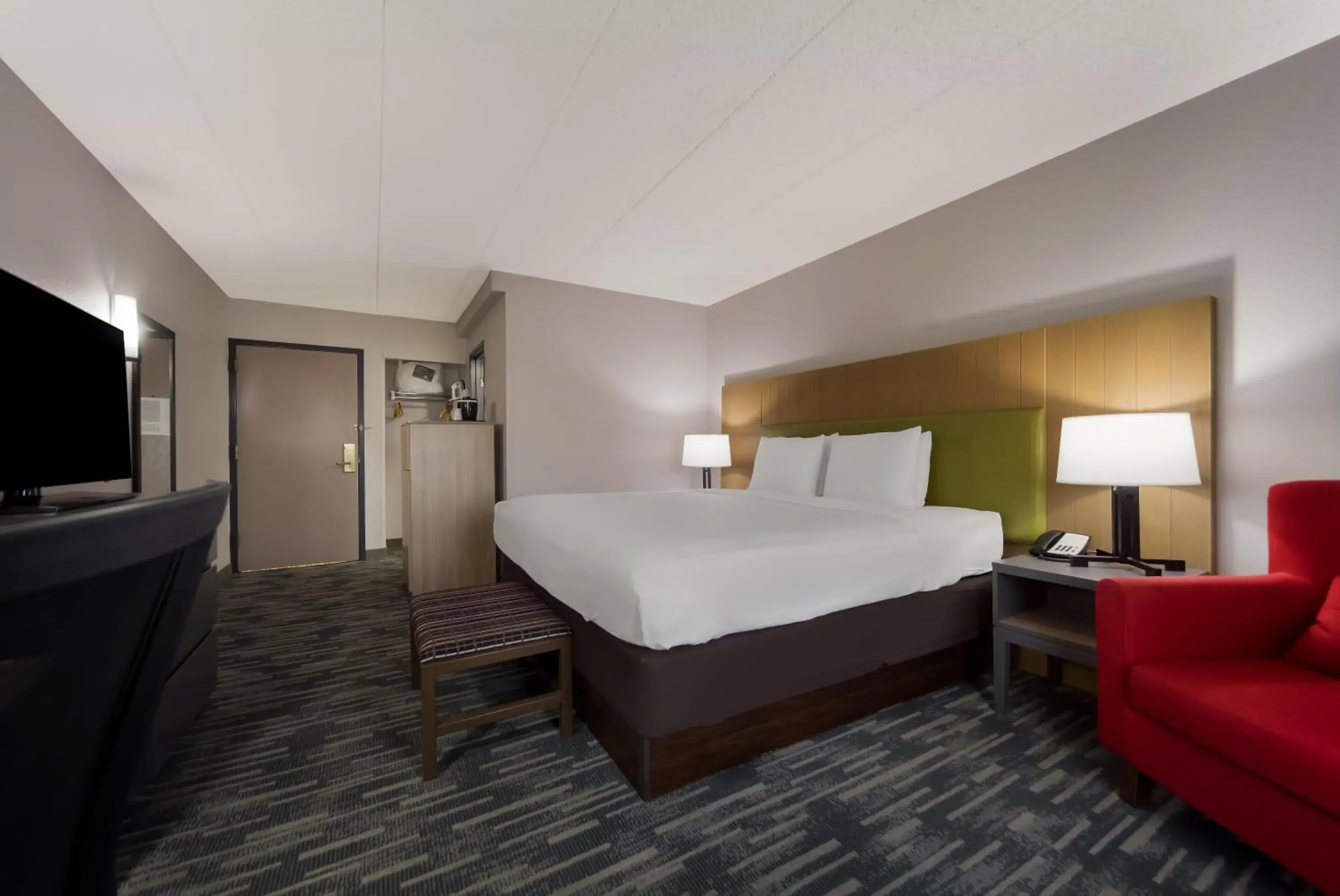 King Room - Disability Access/Non-Smoking in Country Inn & Suites by Radisson, Lincoln Airport, NE King Room - Disability Access/Non-Smoking in Country Inn & Suites by Radisson, Lincoln Airport, NE