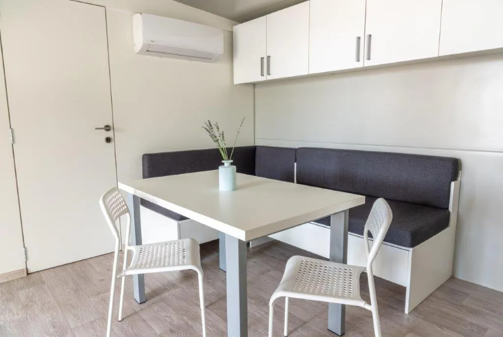 Rasin Mobile Homes