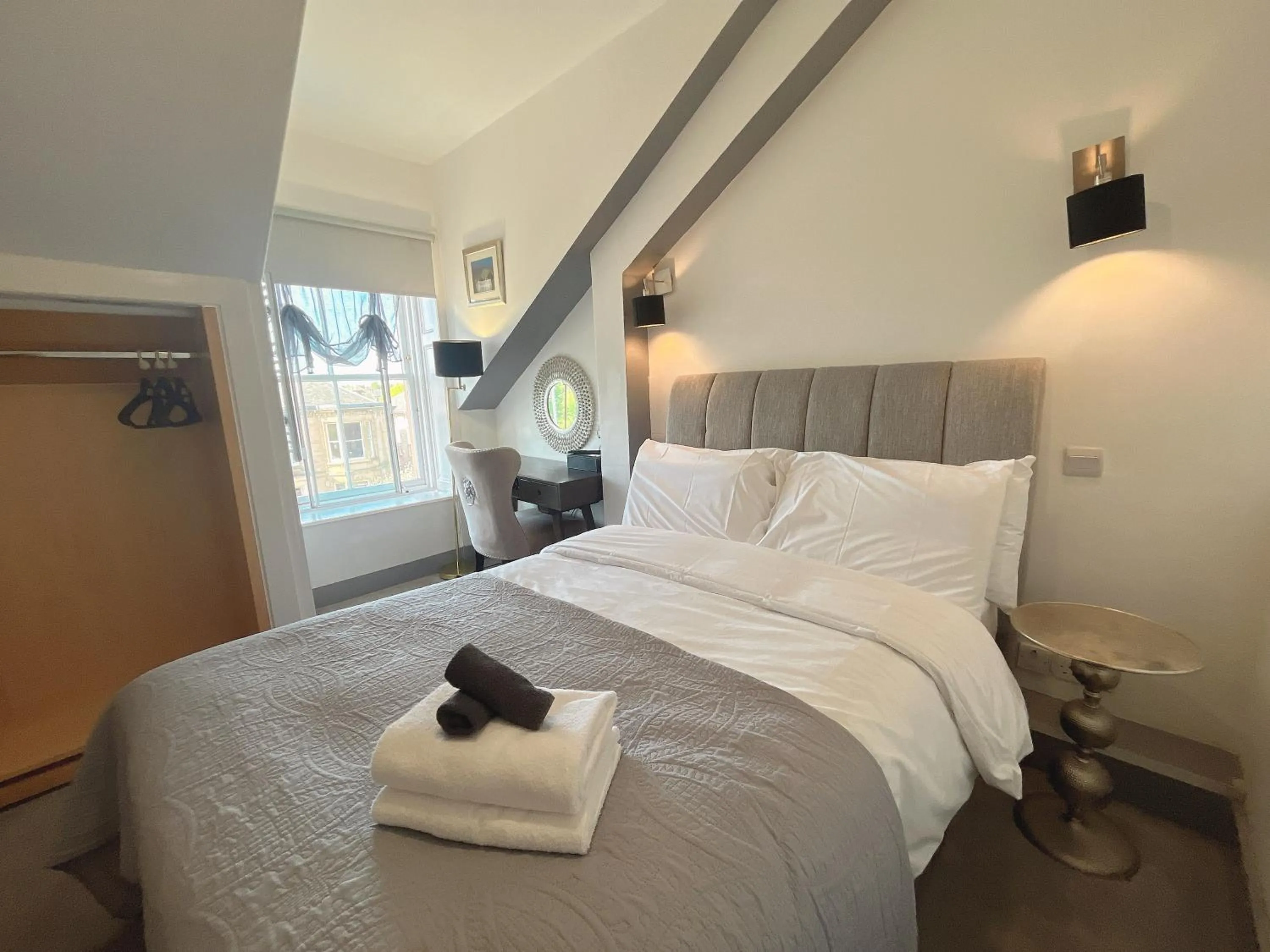 Bed in Allison House 17