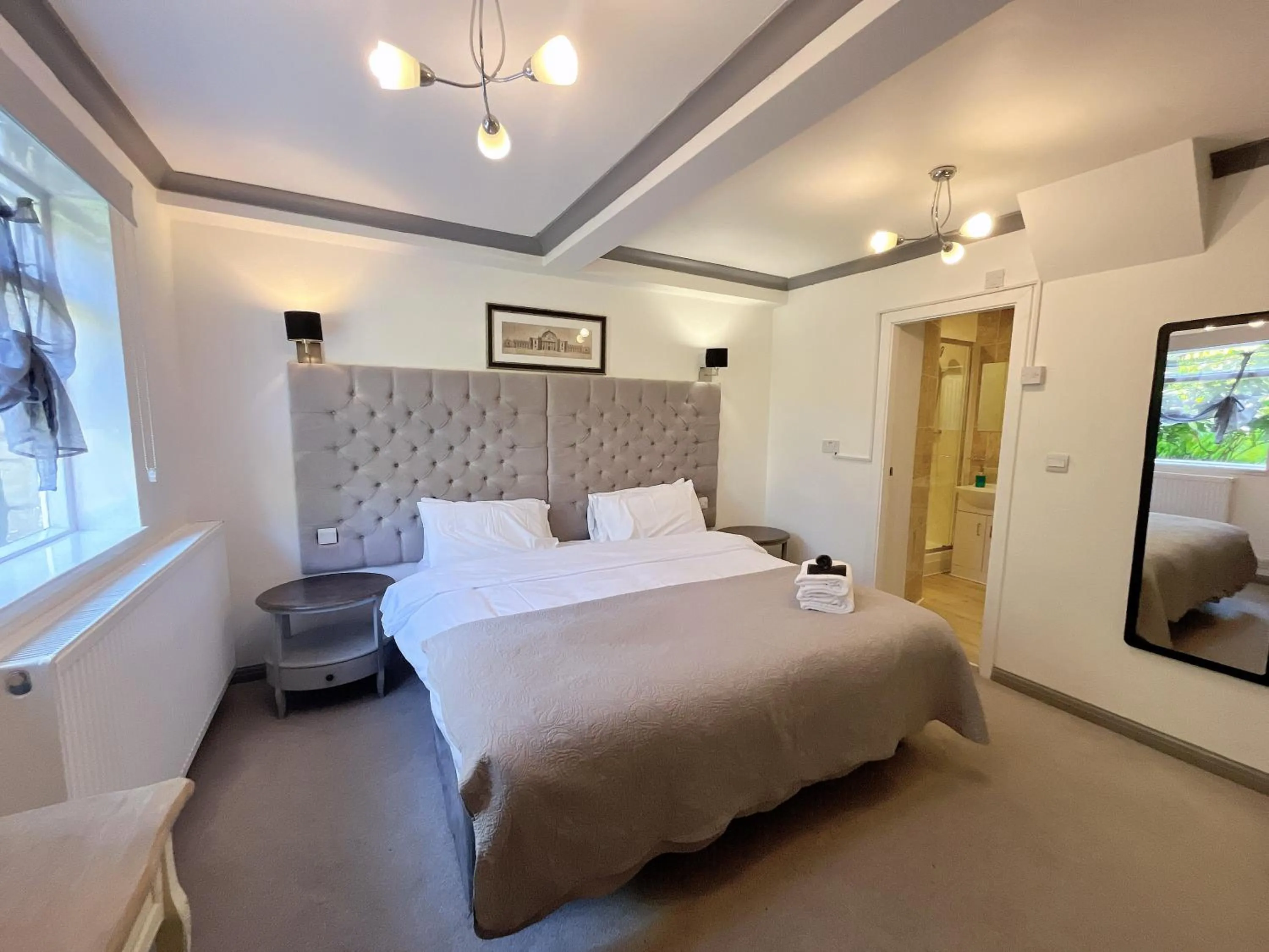 Bed in Allison House 17