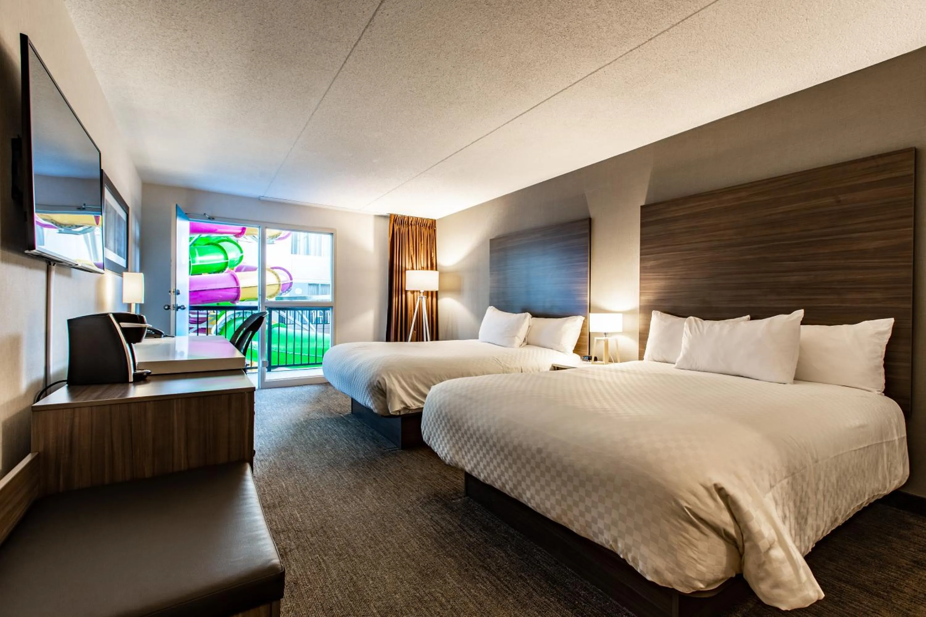 Photo of the whole room, Bed in The Atlas° Hotel