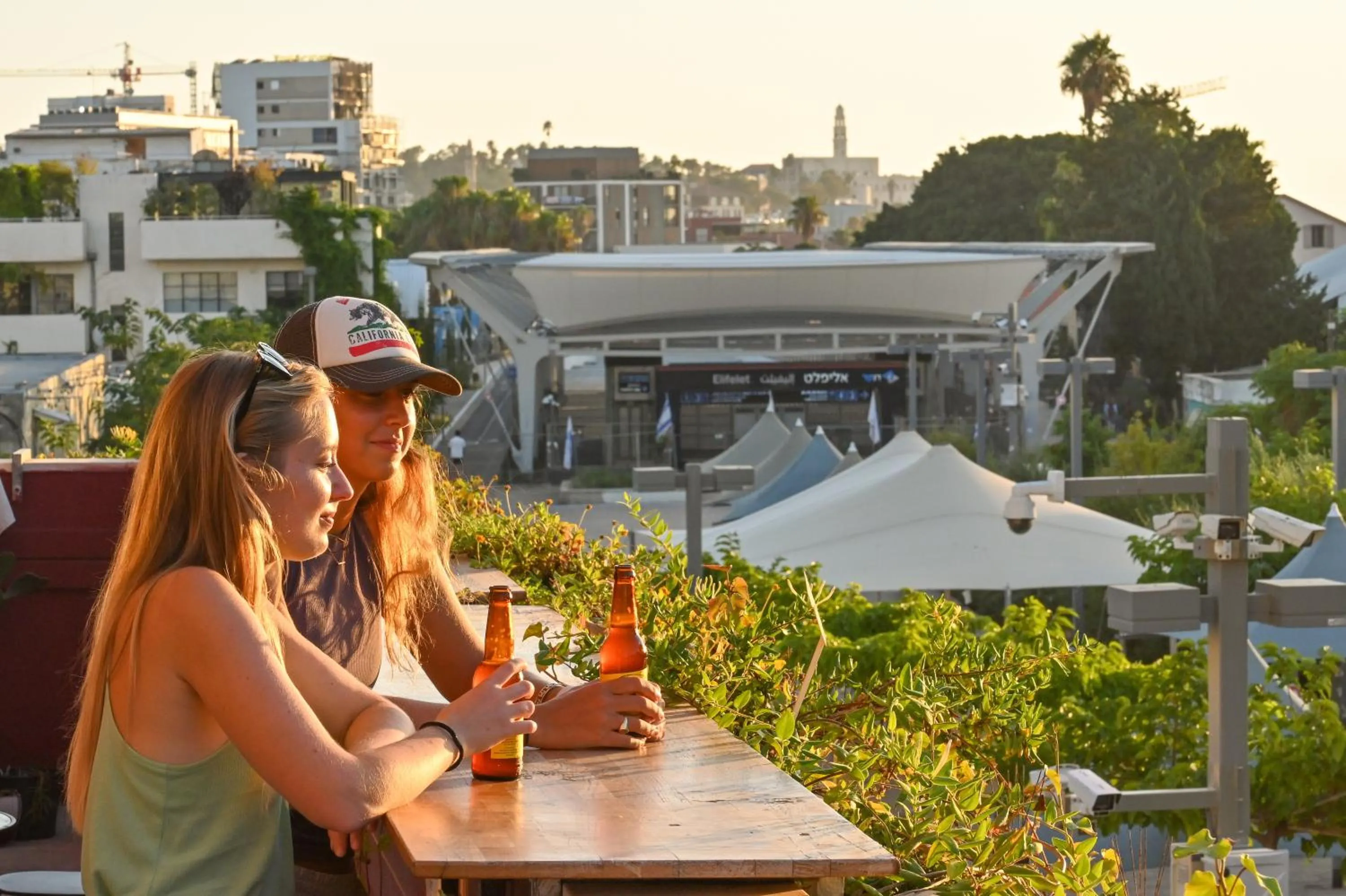 Roger's Hostel Tel Aviv (age 18-45)