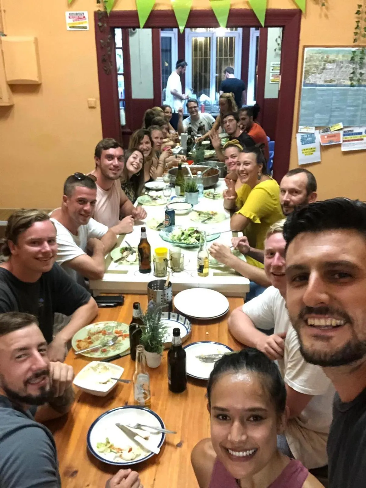 Roger's Hostel Tel Aviv (age 18-45)