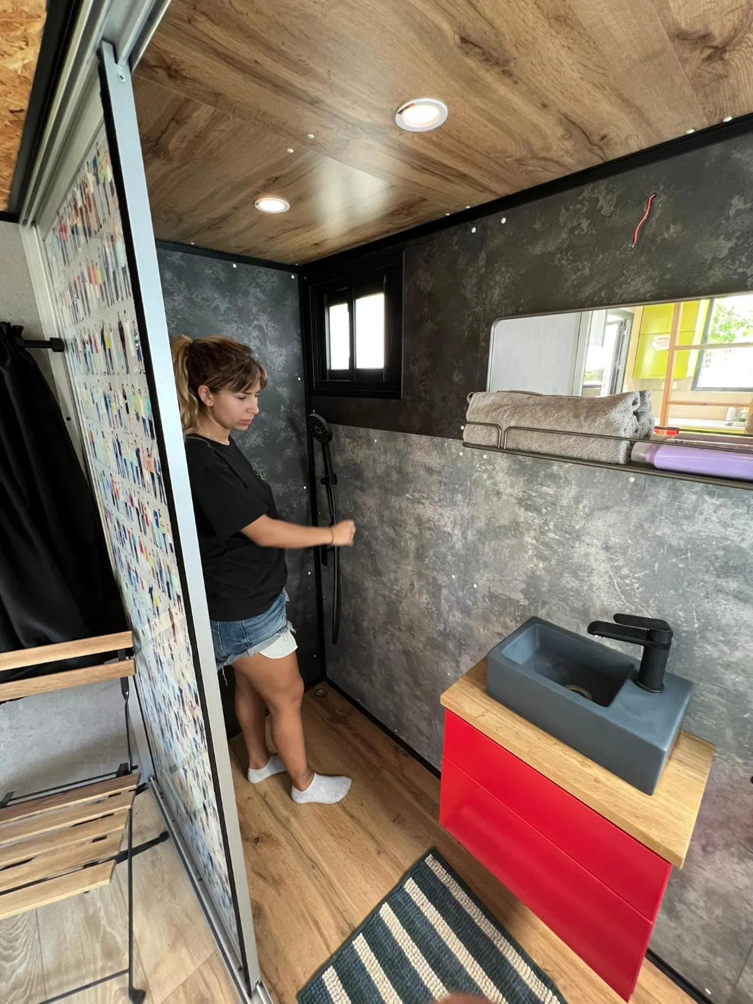 Roger's Hostel Tel Aviv (age 18-45)