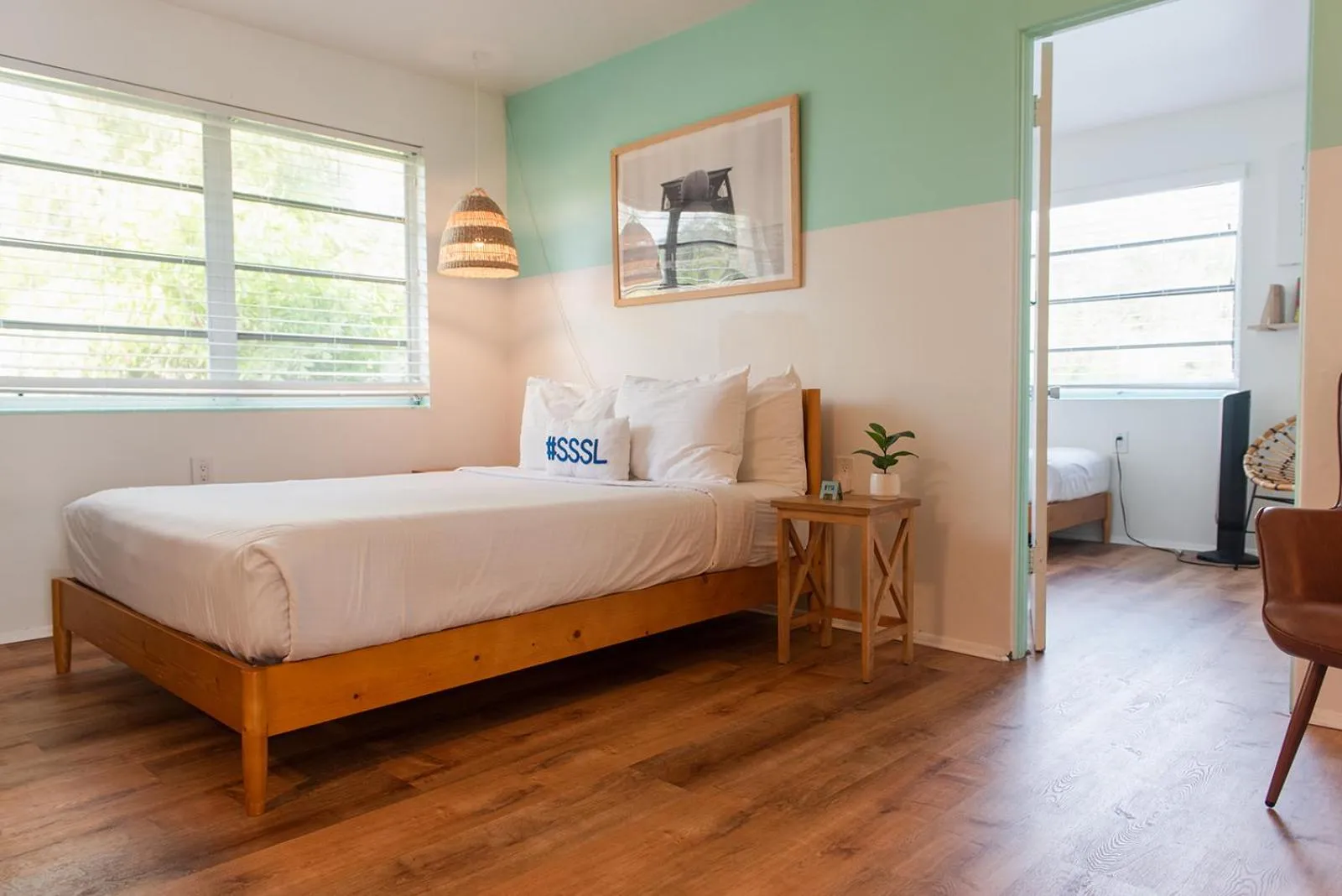 Bed in Seaspray Surf Lodge