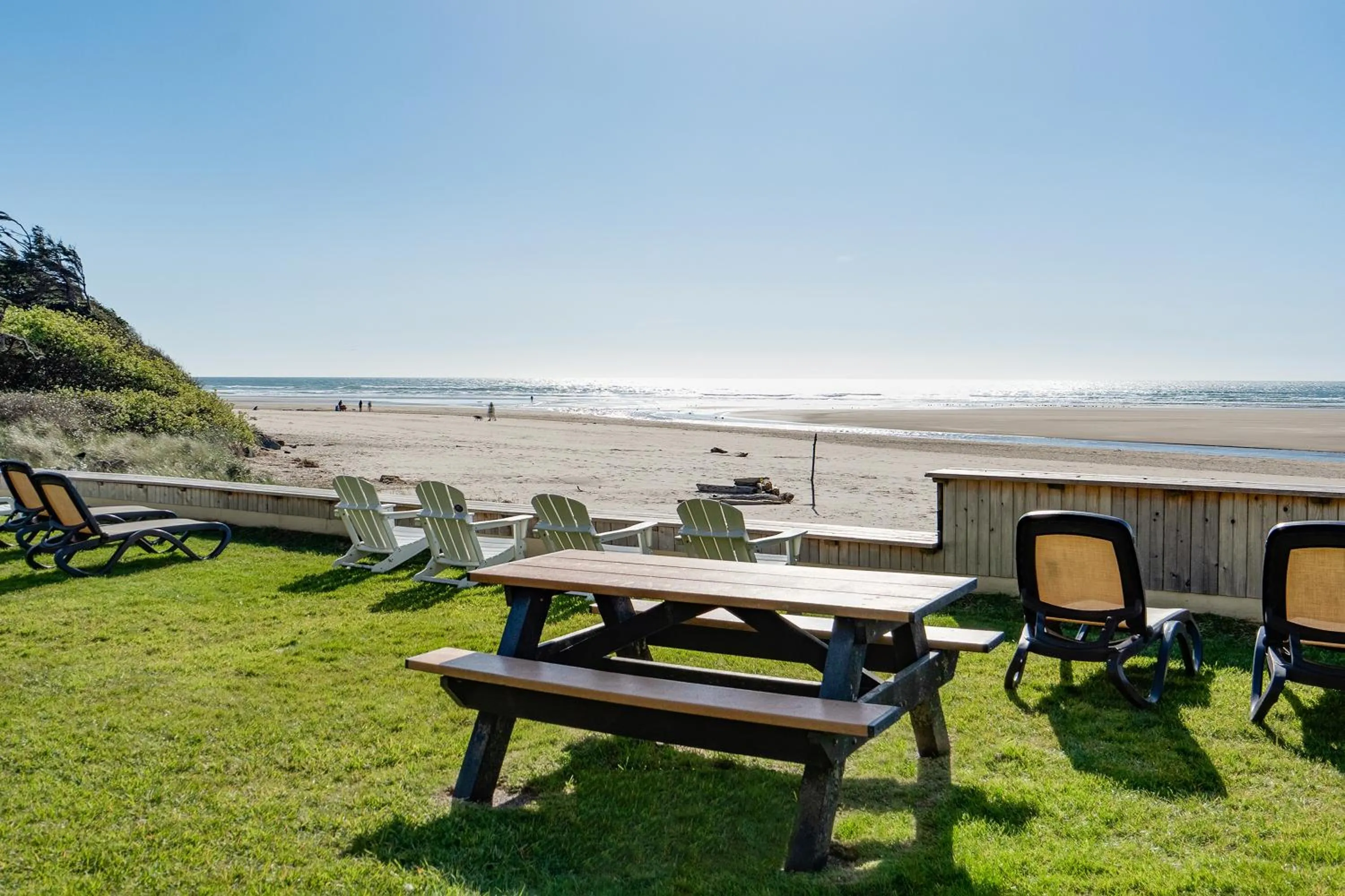 Beach in Schooner's Cove Inn