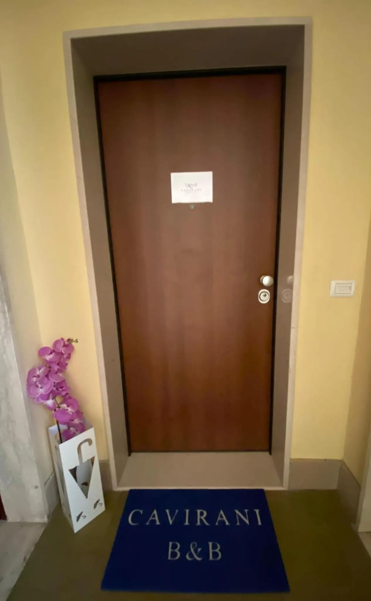 Facade/entrance in B&B Cavirani