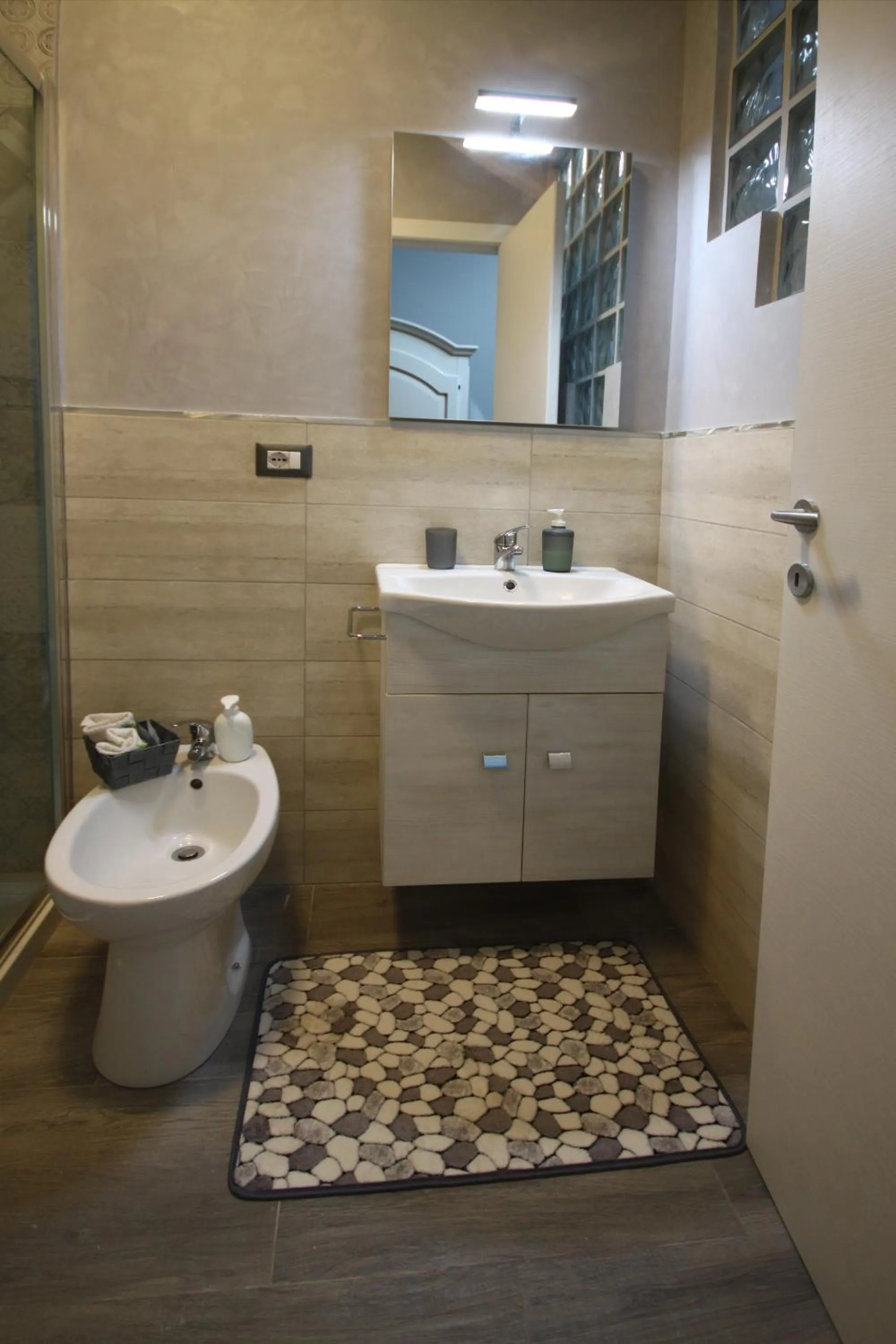 Bathroom in B&B Cavirani