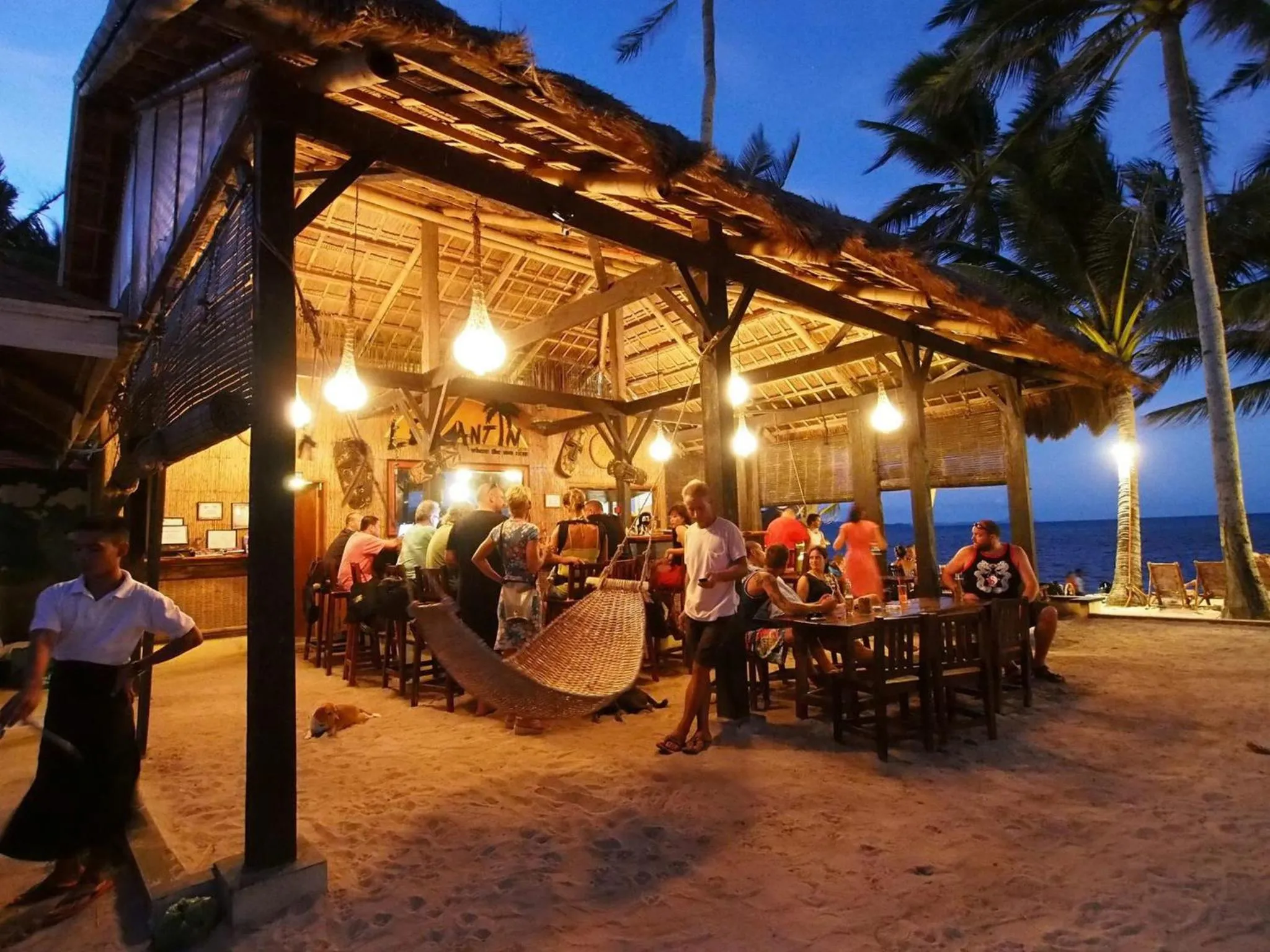 Restaurant/places to eat in Levantin Boracay
