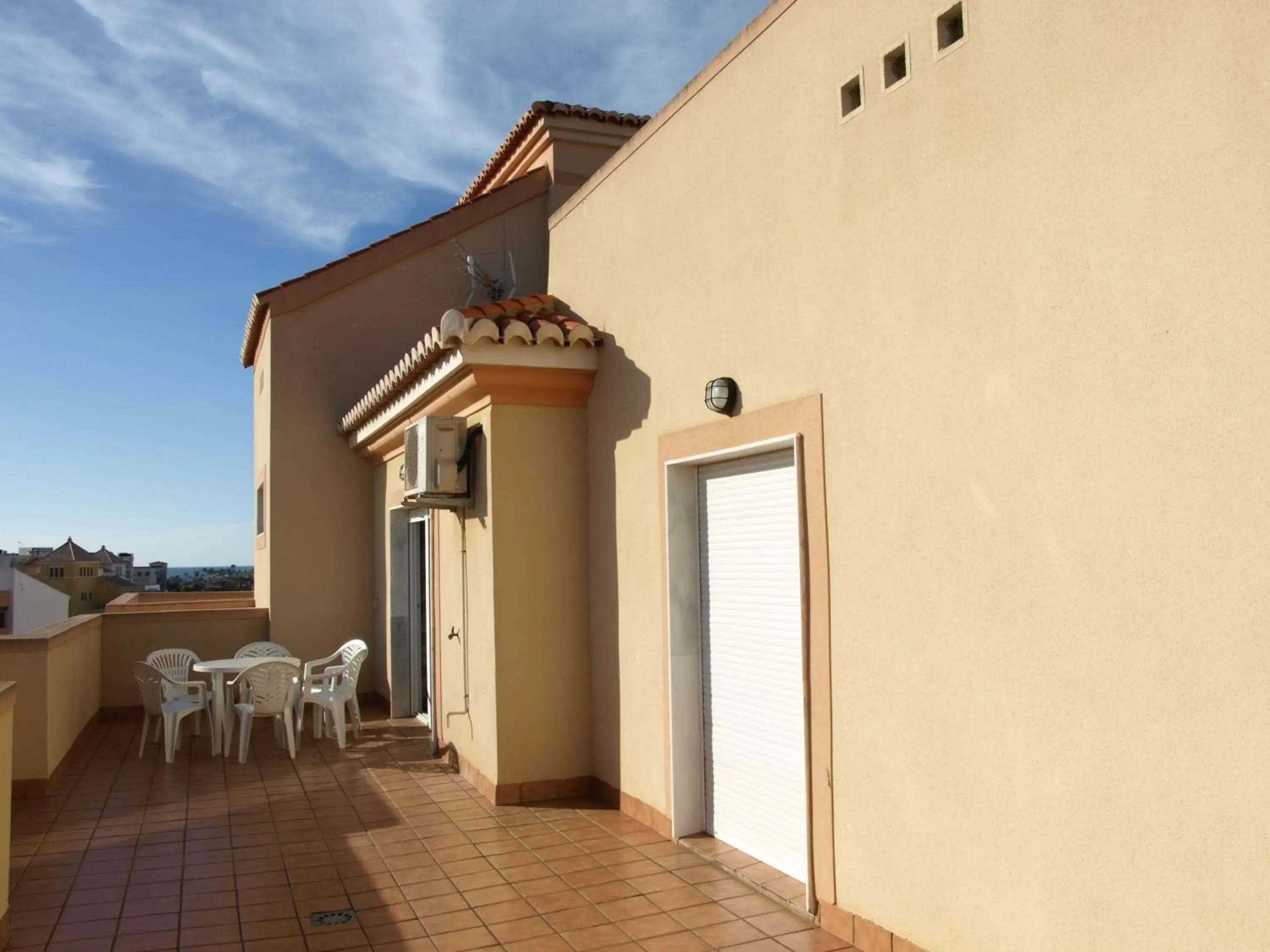 Two-Bedroom Penthouse Apartment with Sea view in Apartamentos Maracay Two-Bedroom Penthouse Apartment with Sea view in Apartamentos Maracay