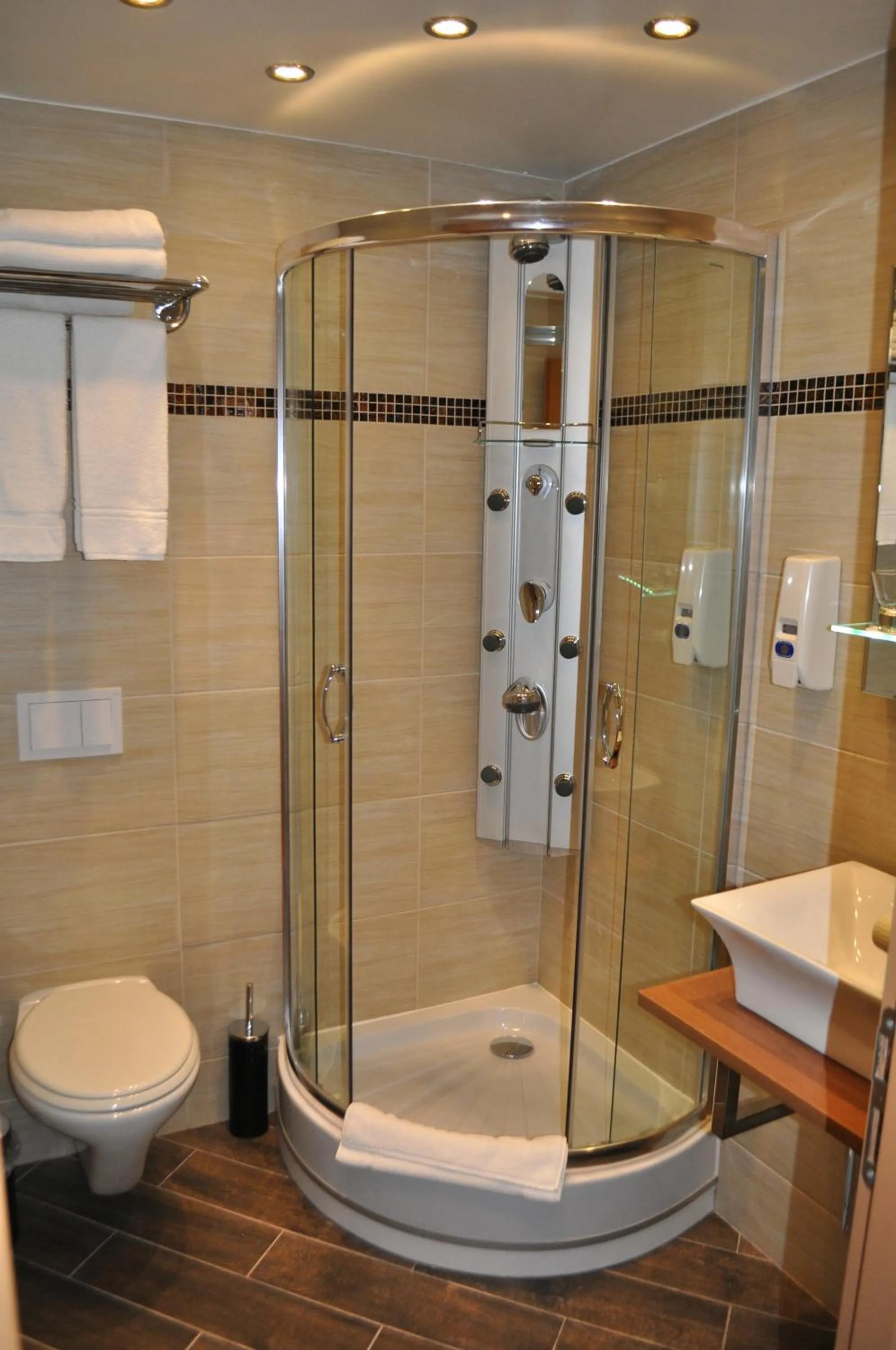 Bathroom in Hotel de Savoie