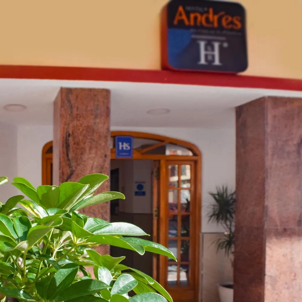 Lobby or reception in Hostal Andrés