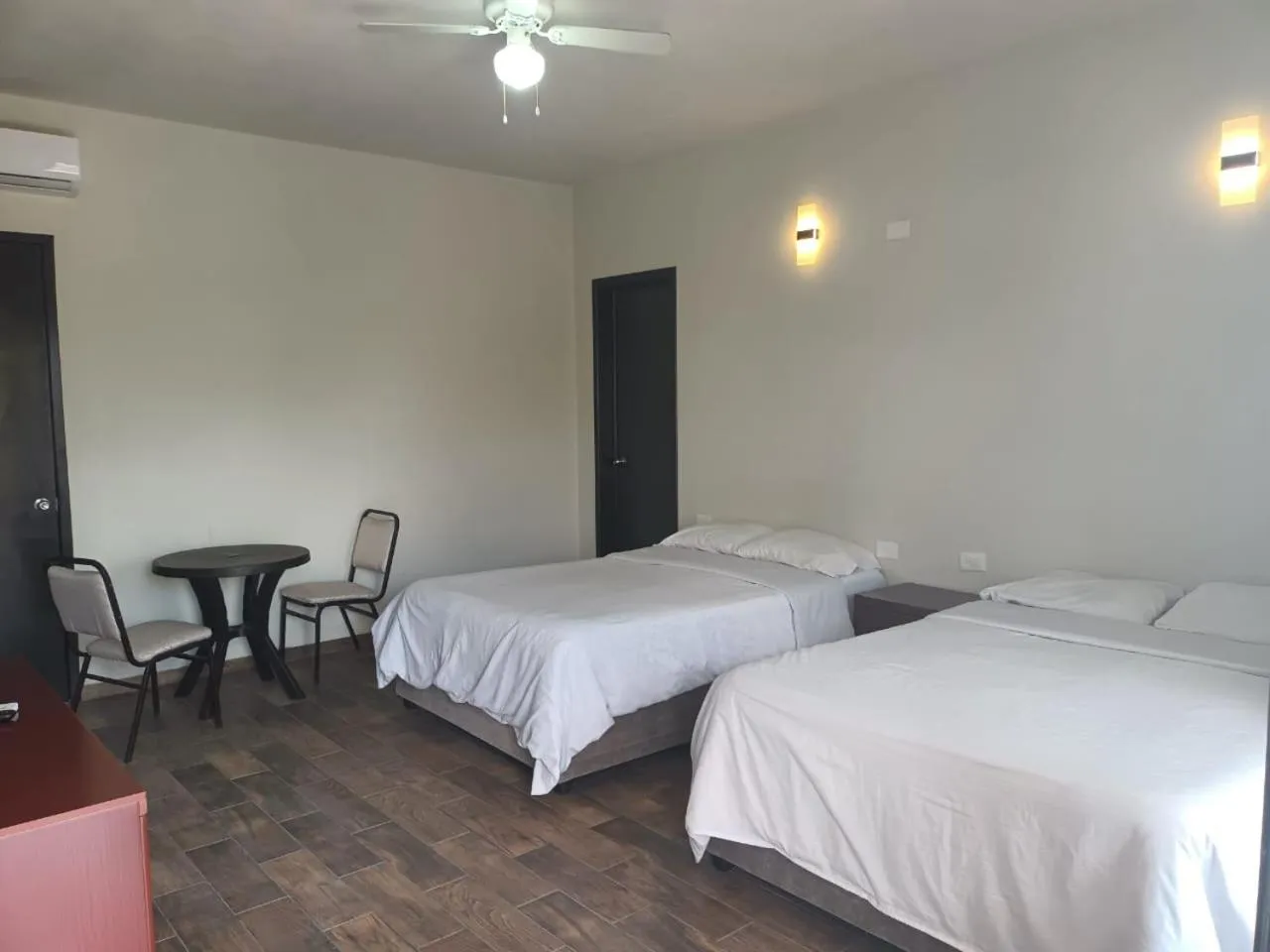 Dining area, Bed in Hotel & Hostal 230