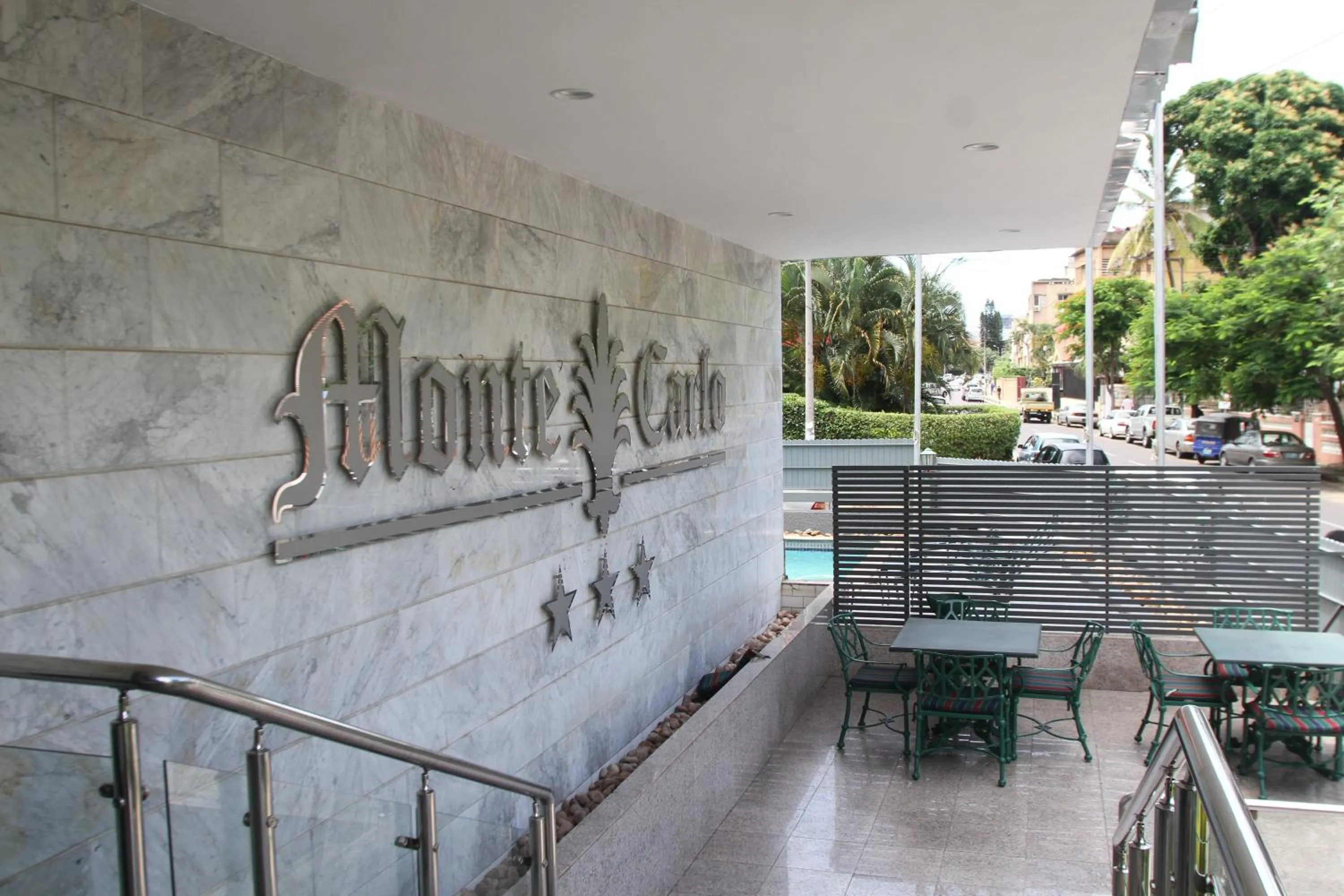 Property building in Hotel Monte Carlo