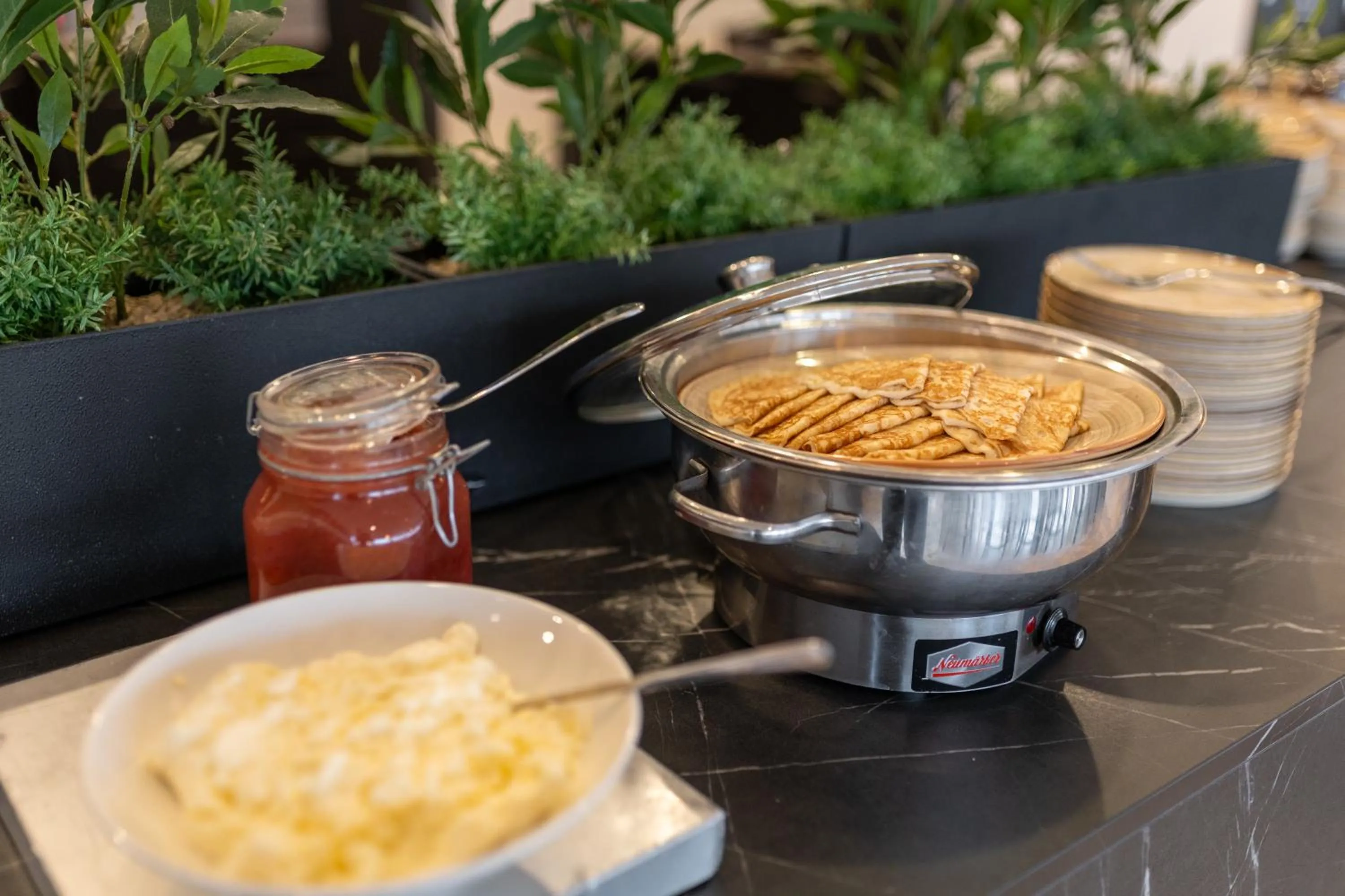 Buffet breakfast in Solna Park & Hotel