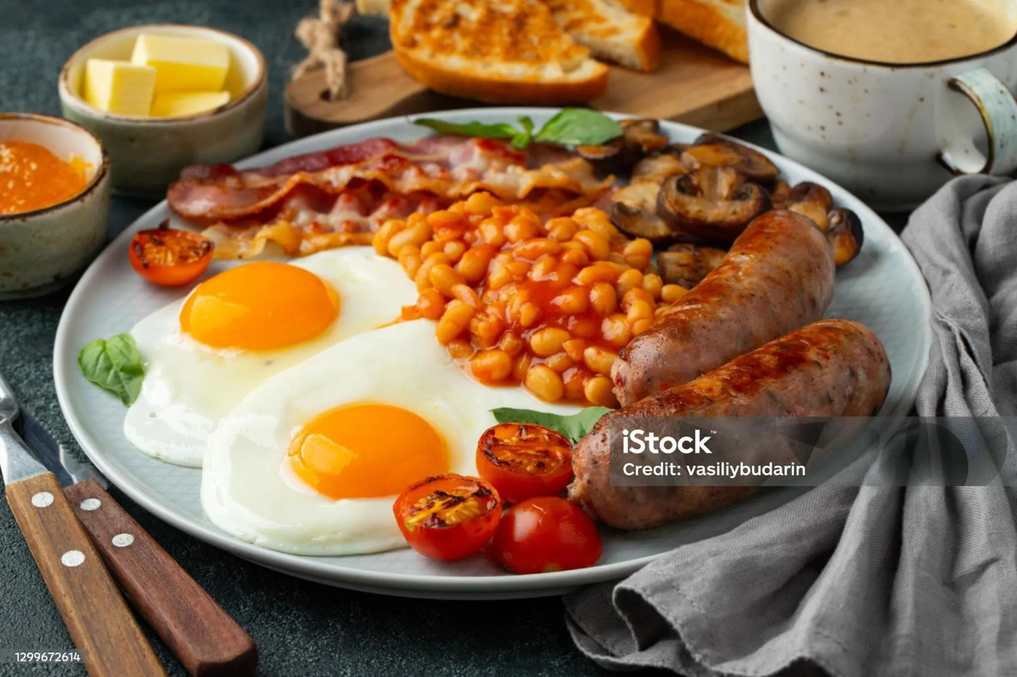 Breakfast in Lion Hotel & Studio Apartments