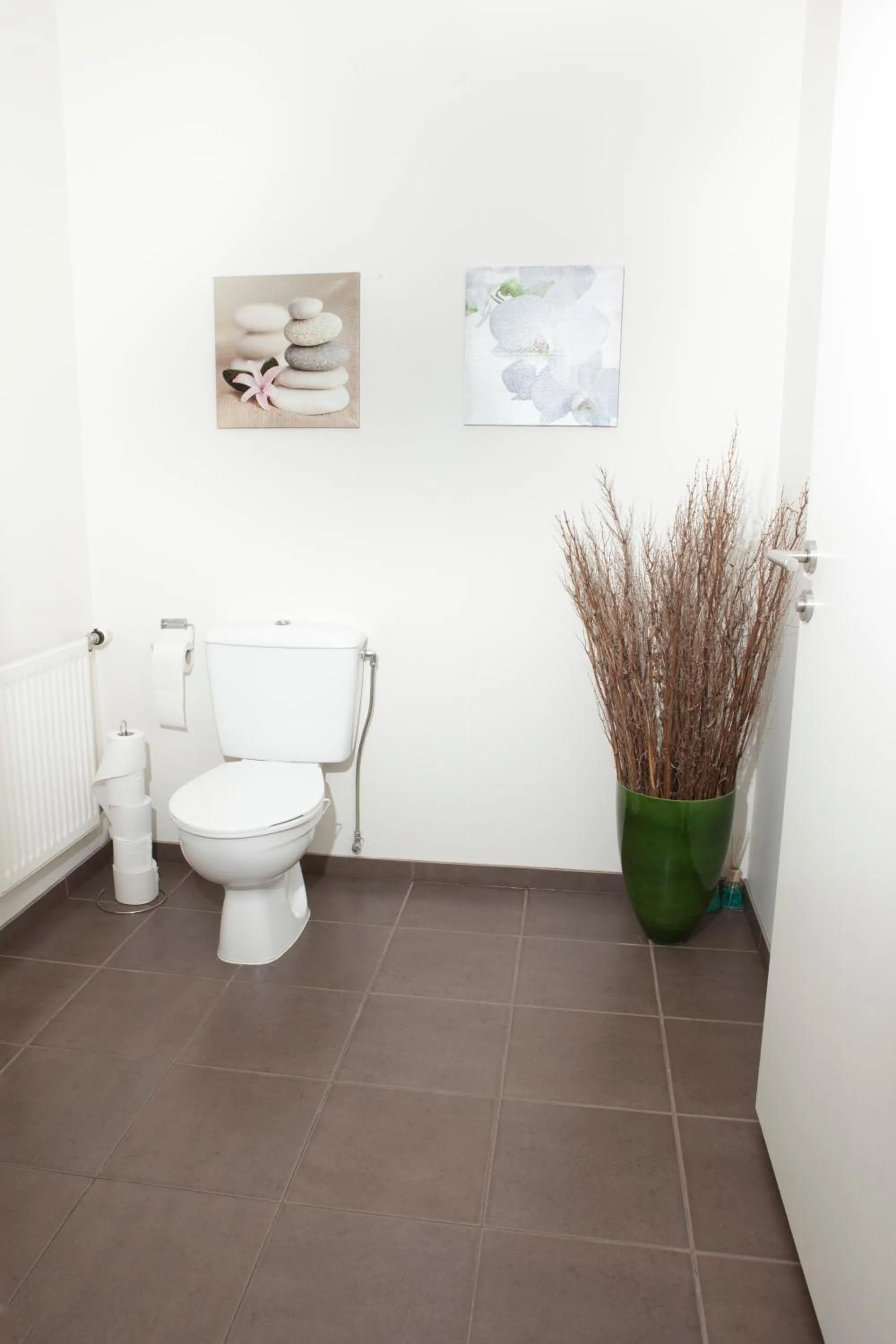 Toilet in Lyngás Guesthouse