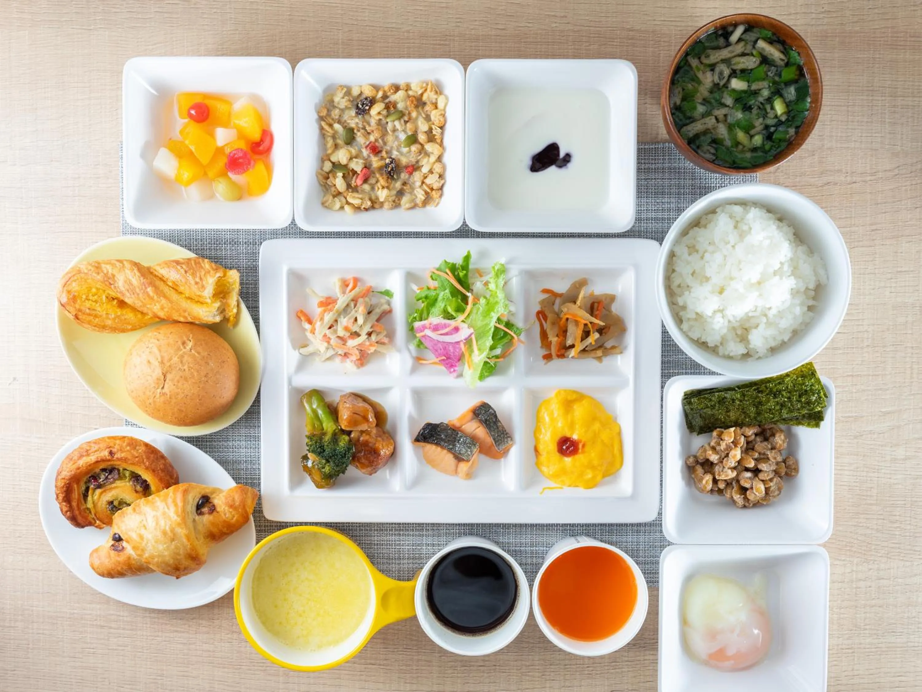 Breakfast in Super Hotel Kobe