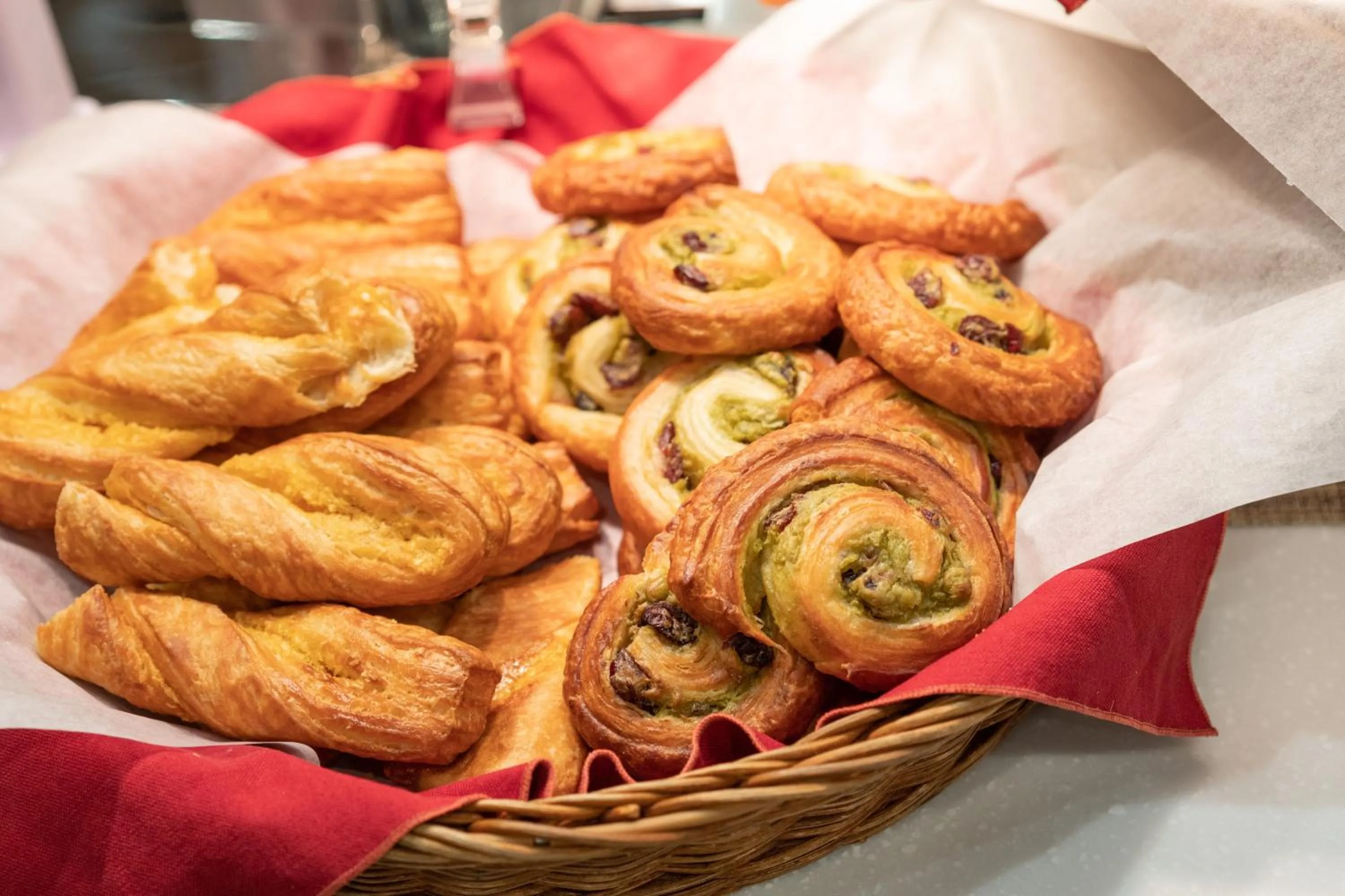 Buffet breakfast in Super Hotel Kobe