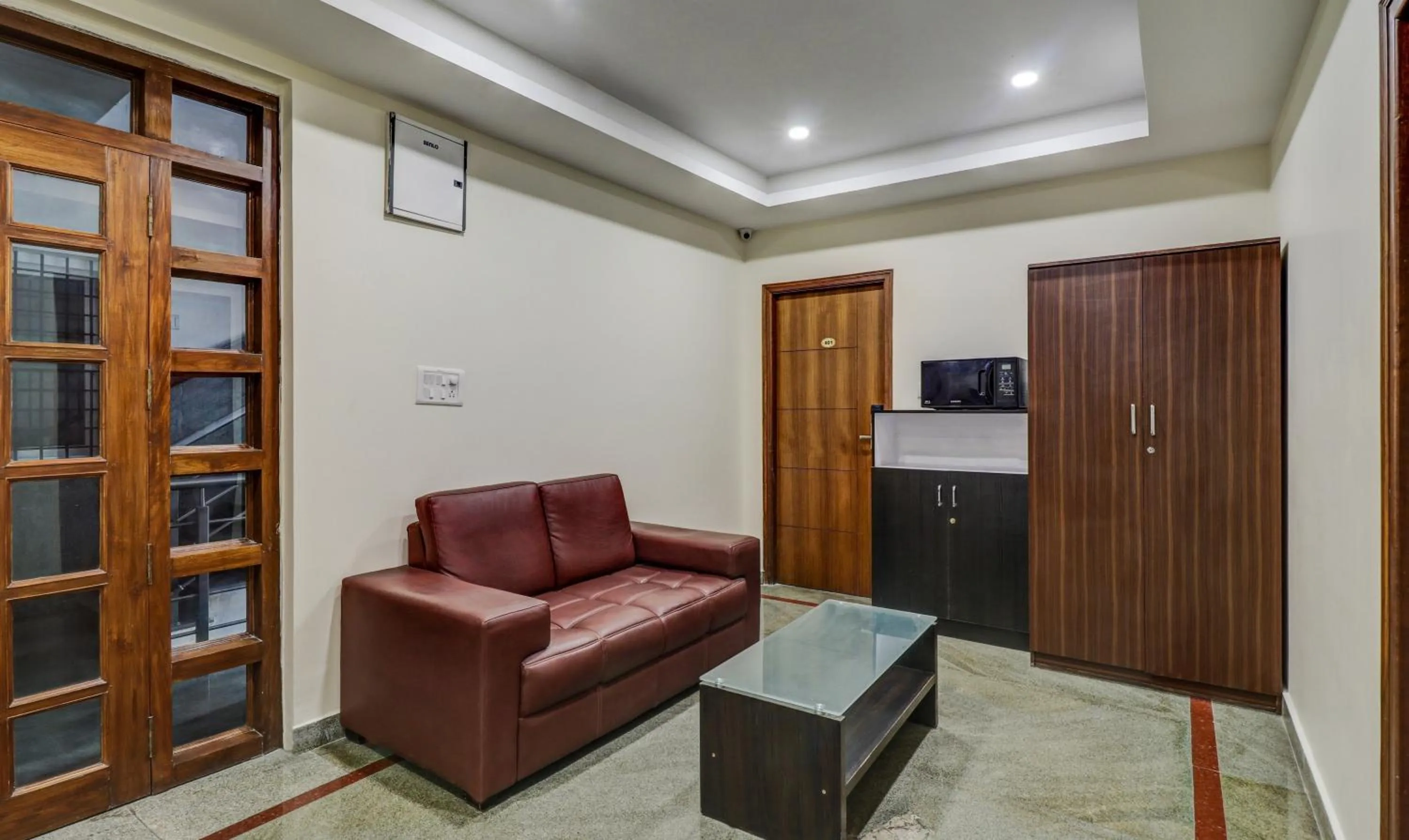 Seating area in Itsy Hotels Kozy Rooms