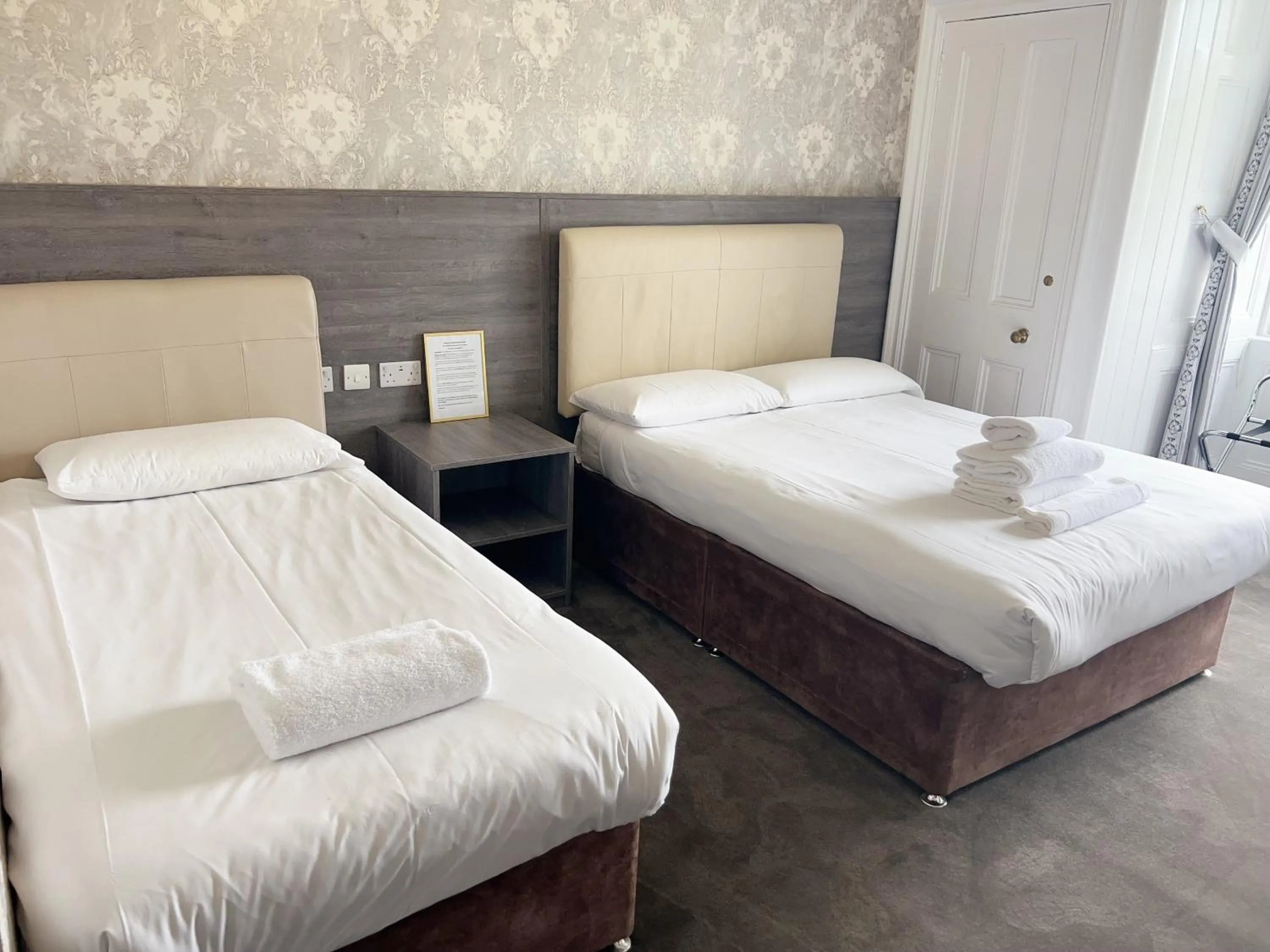 Bed in Alexander Guest House