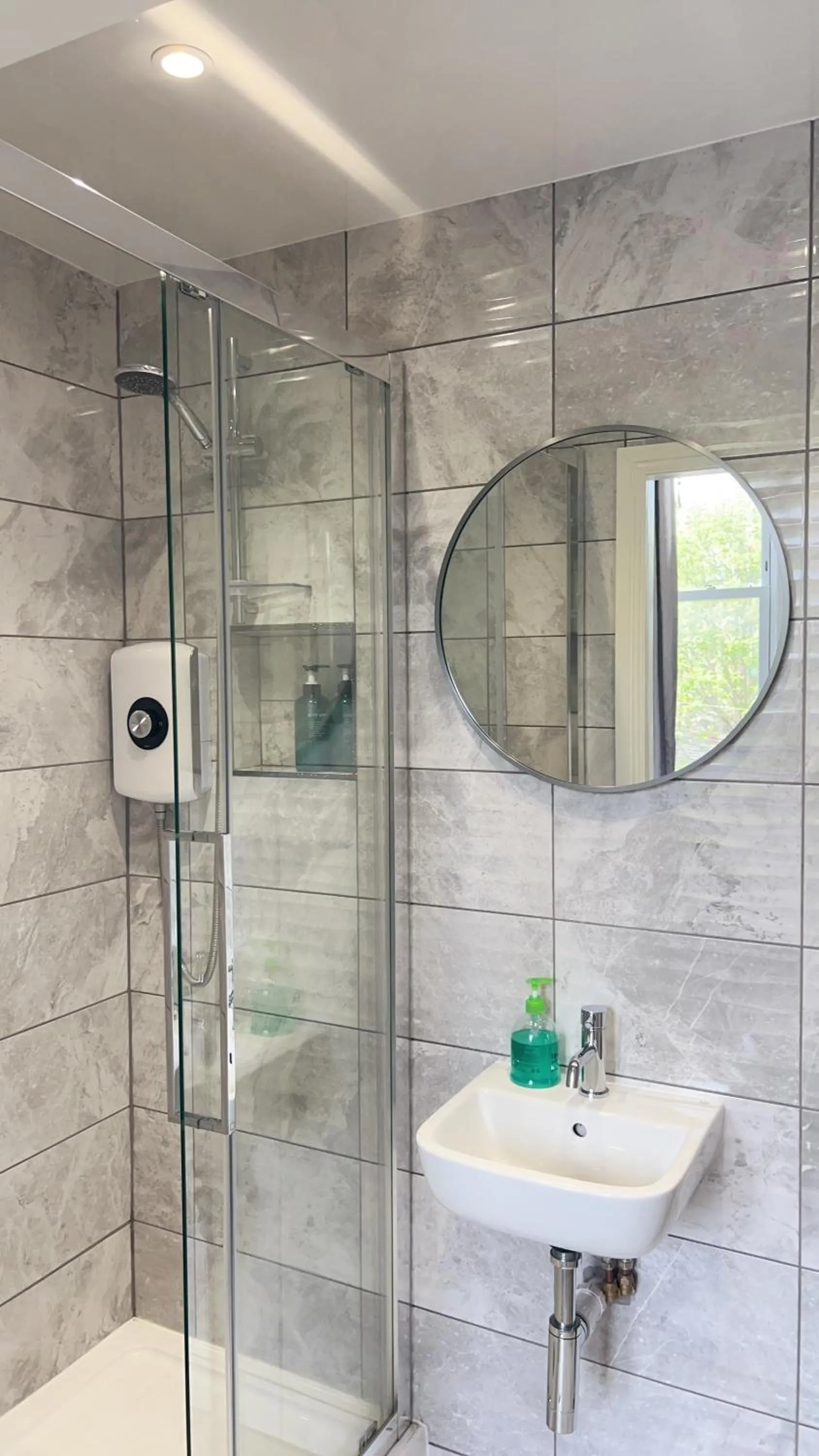 Deluxe Double or Twin Room in Alexander Guest House