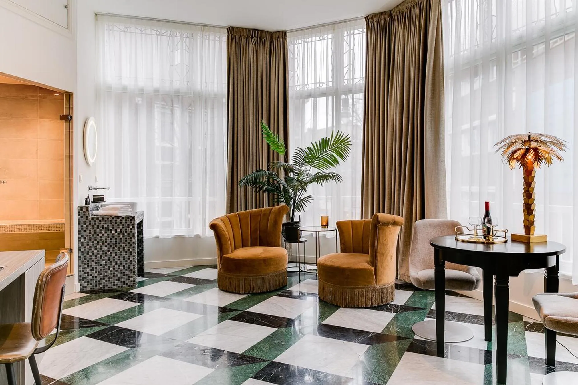 Photo of the whole room in Brasss Hotel Suites