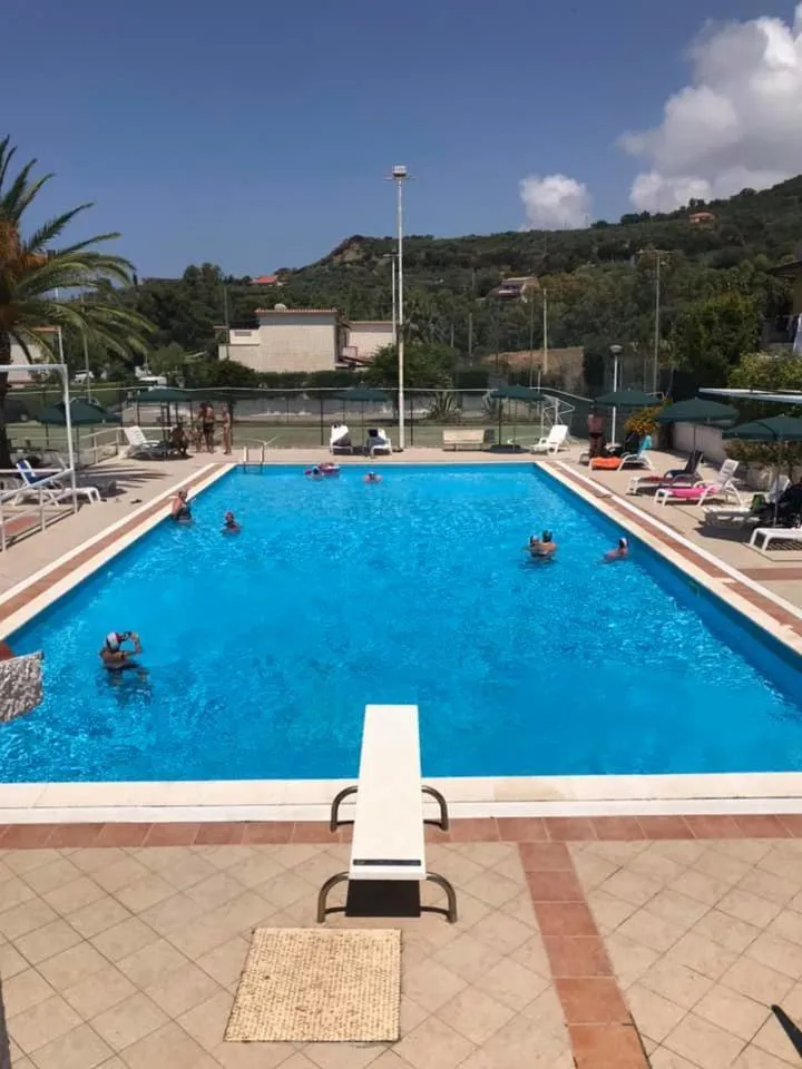 Swimming pool in Residence La Giungla