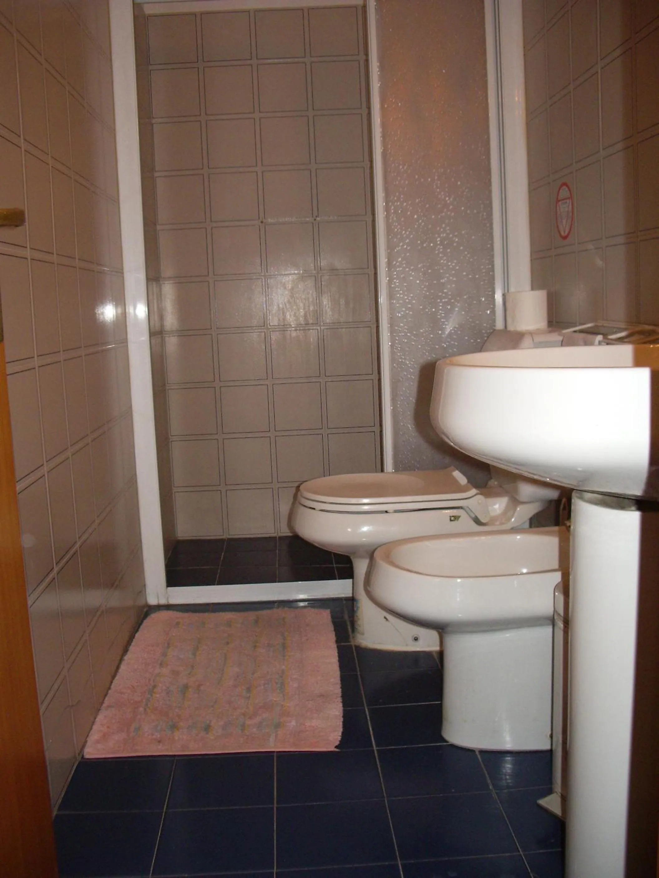 Bathroom in Albergo Villa Sorriso