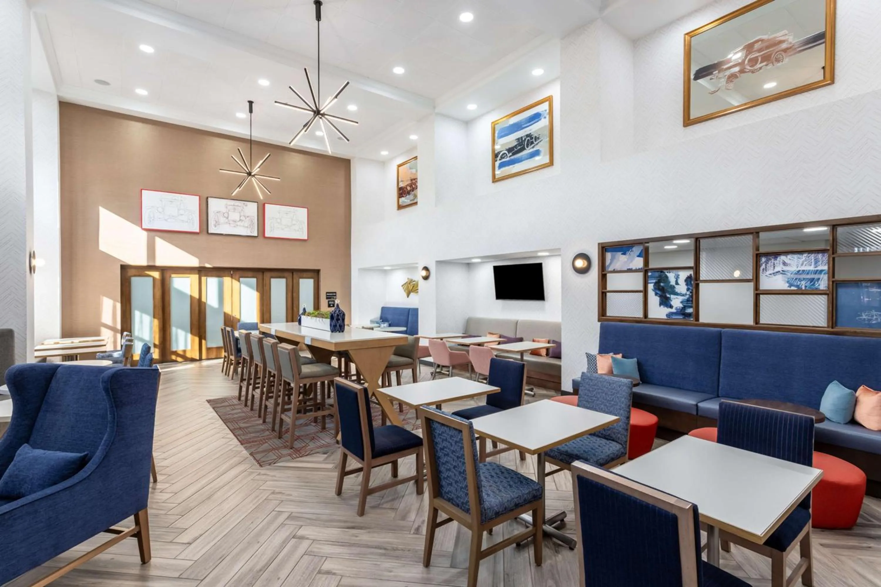 Breakfast in Hampton Inn & Suites Richmond