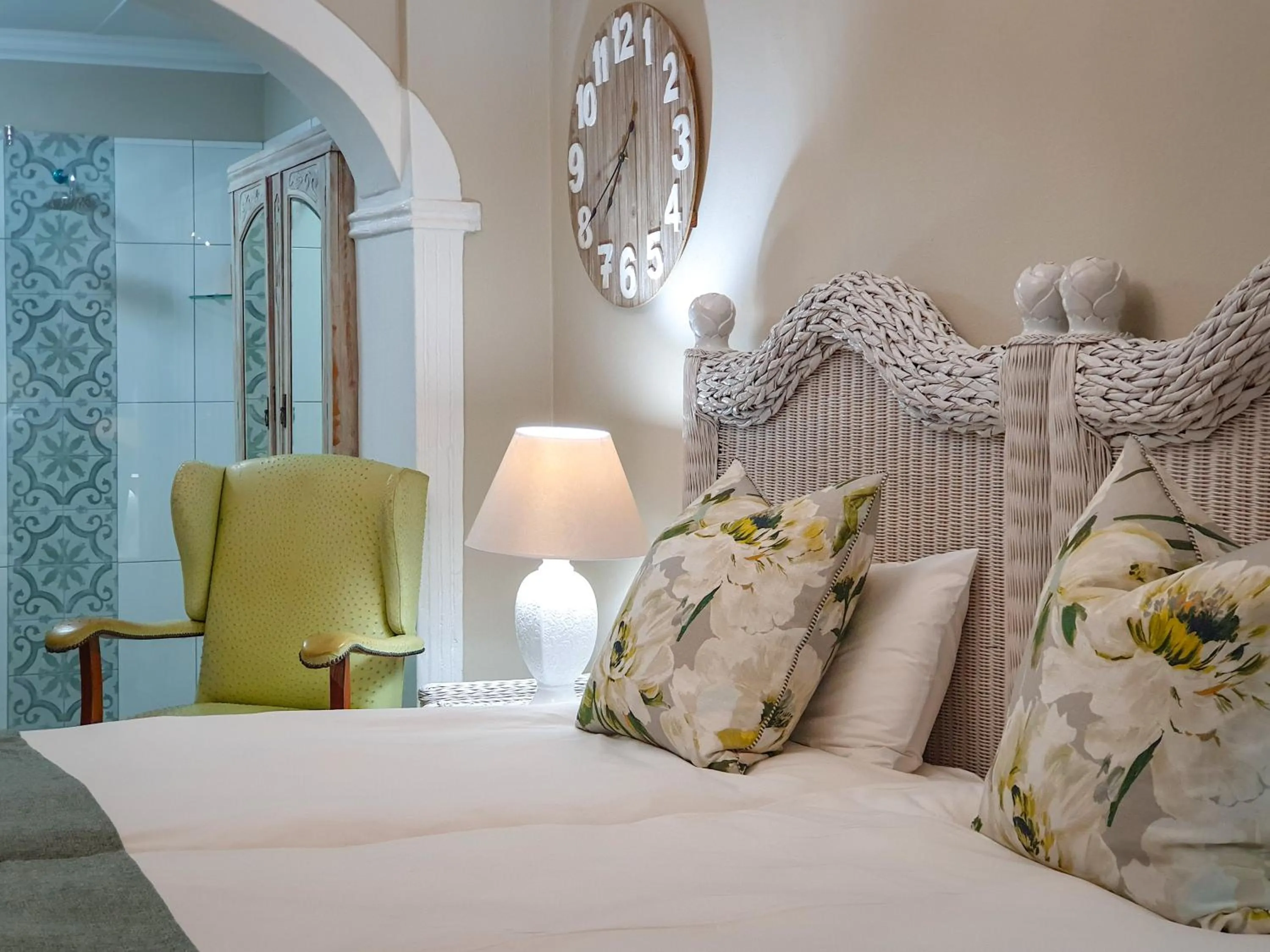 Bedroom, Bed in Berluda Farmhouse and Cottages