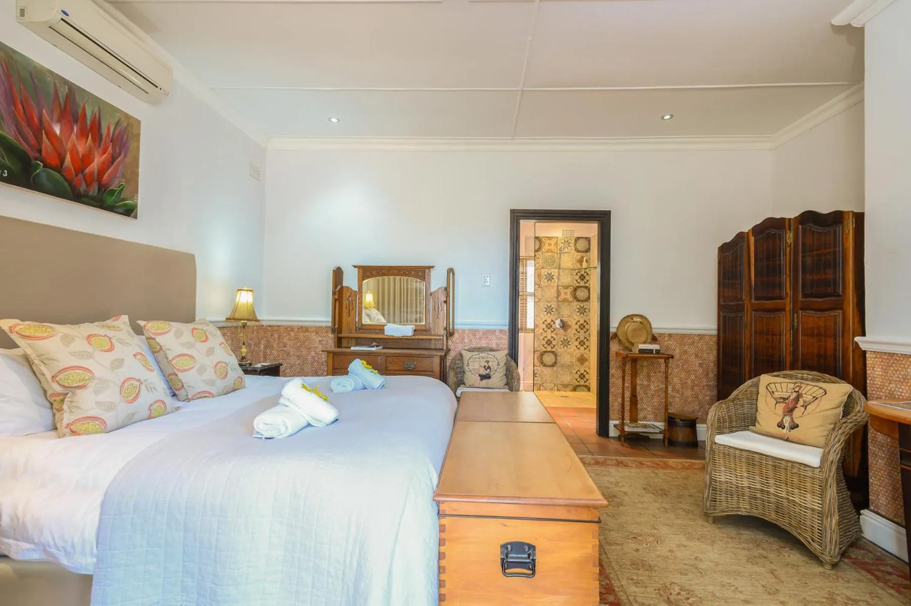 Photo of the whole room, Bed in Berluda Farmhouse and Cottages