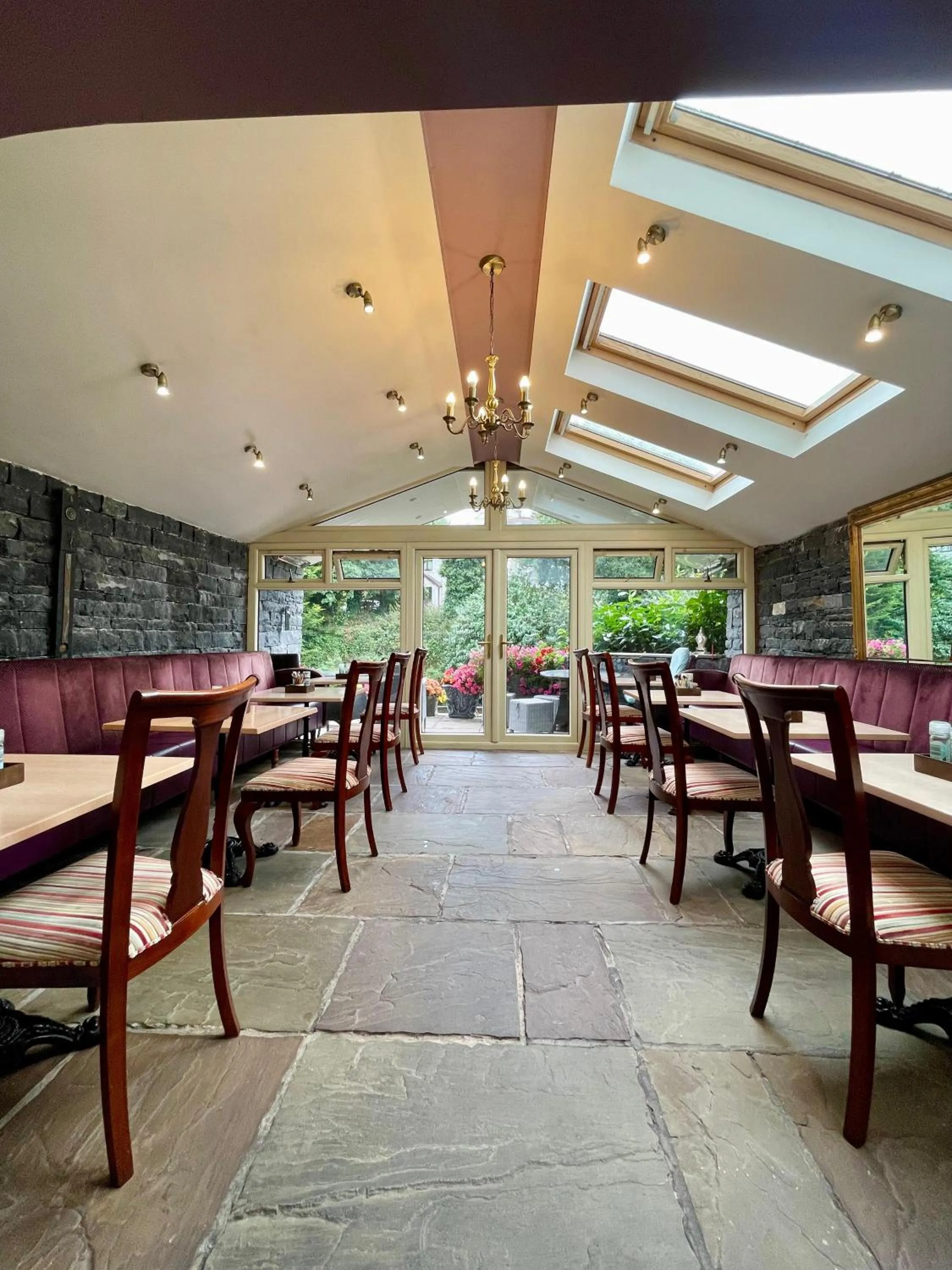 Seating area in Shandon Bells Guest House
