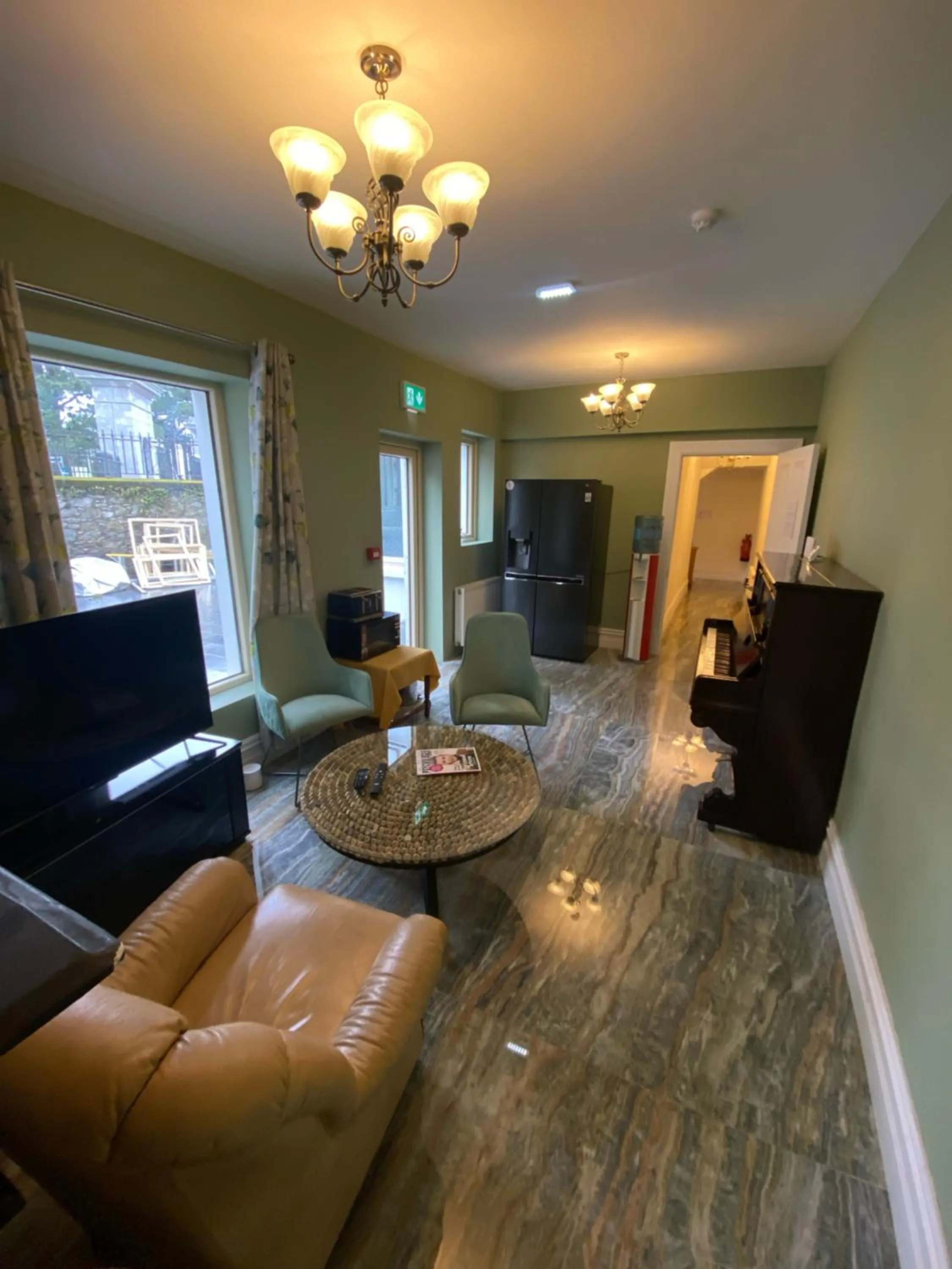 Seating area in Shandon Bells Guest House