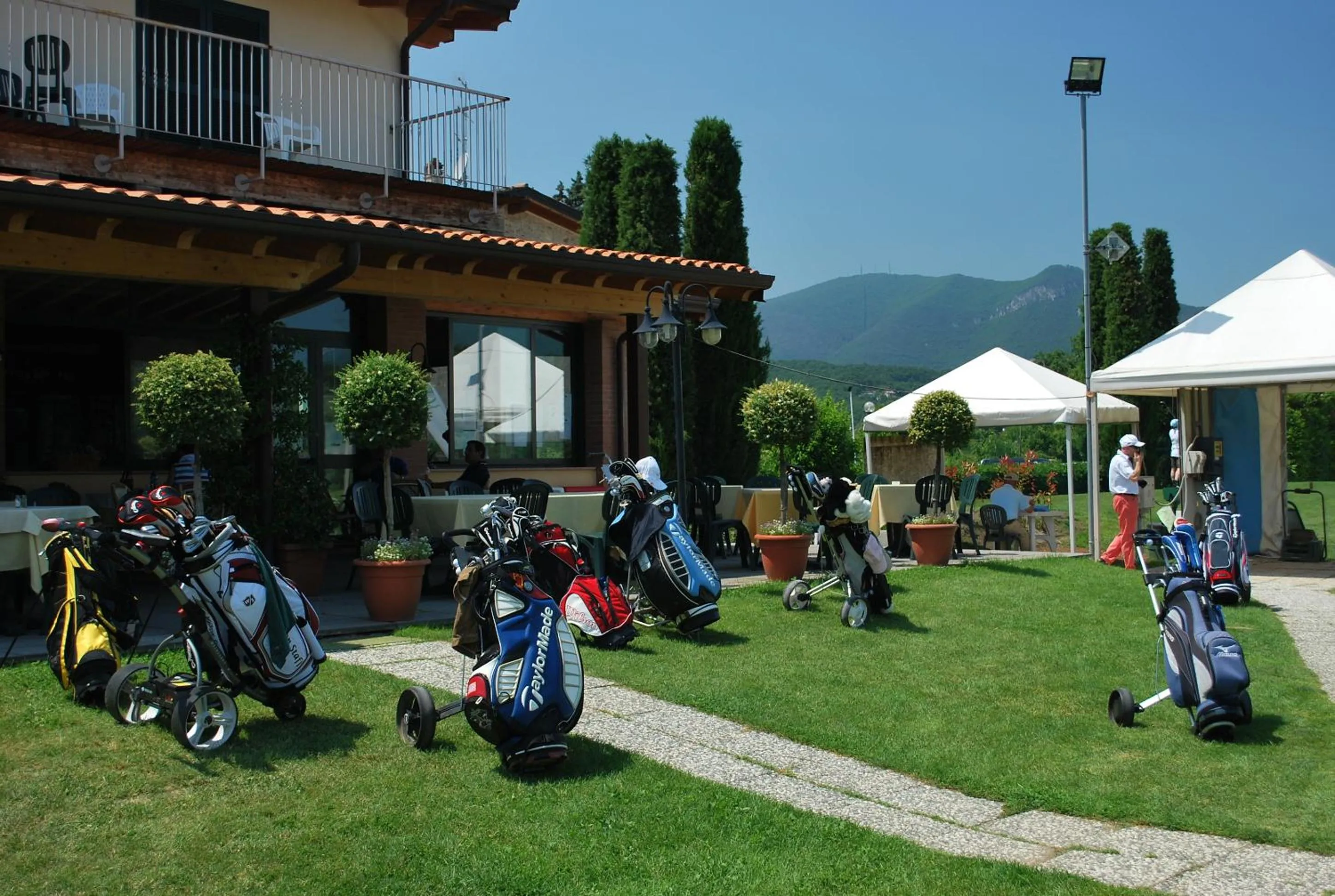 Restaurant/places to eat in Il Colombaro