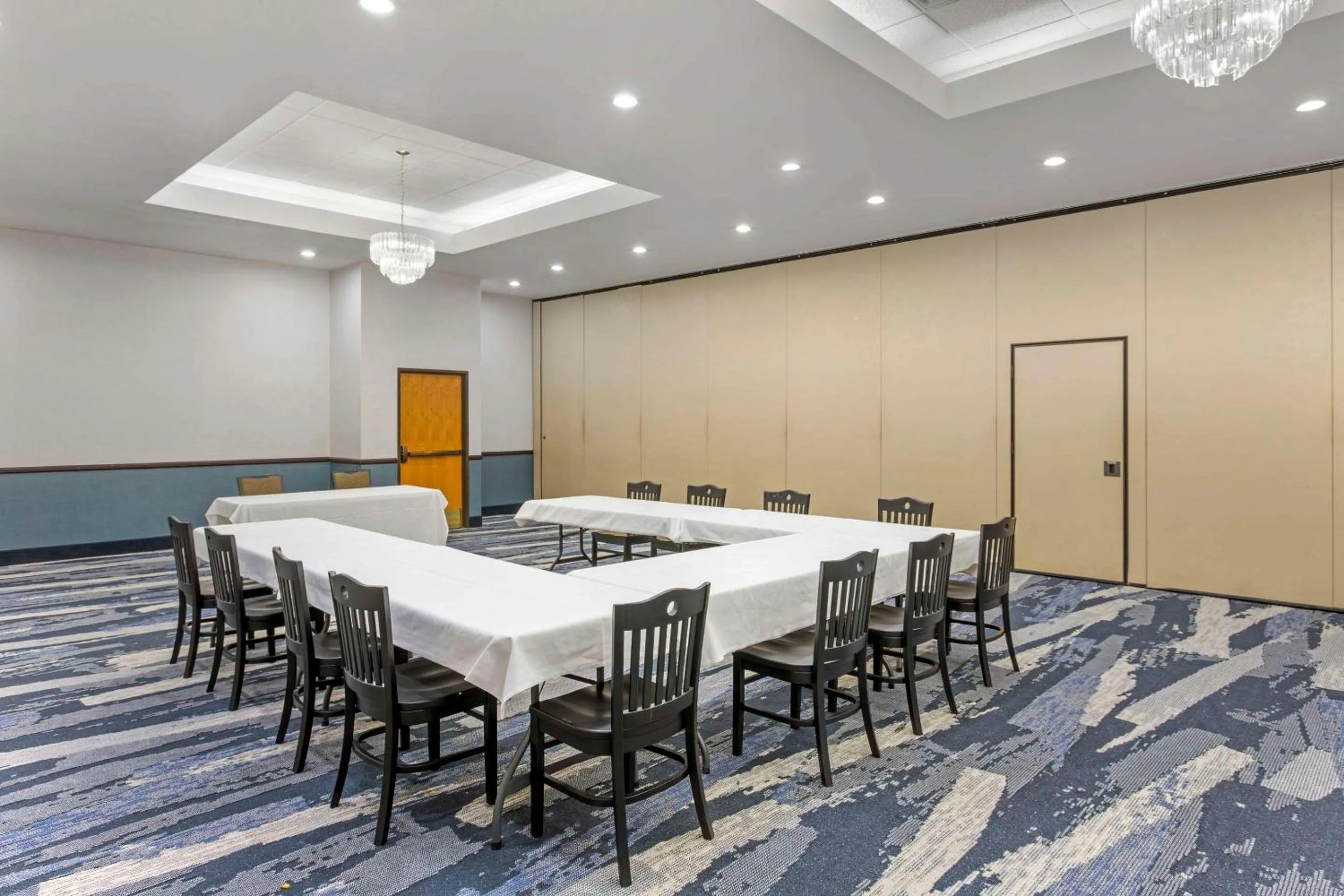 Meeting/conference room in Comfort Suites Ogden Conference Center