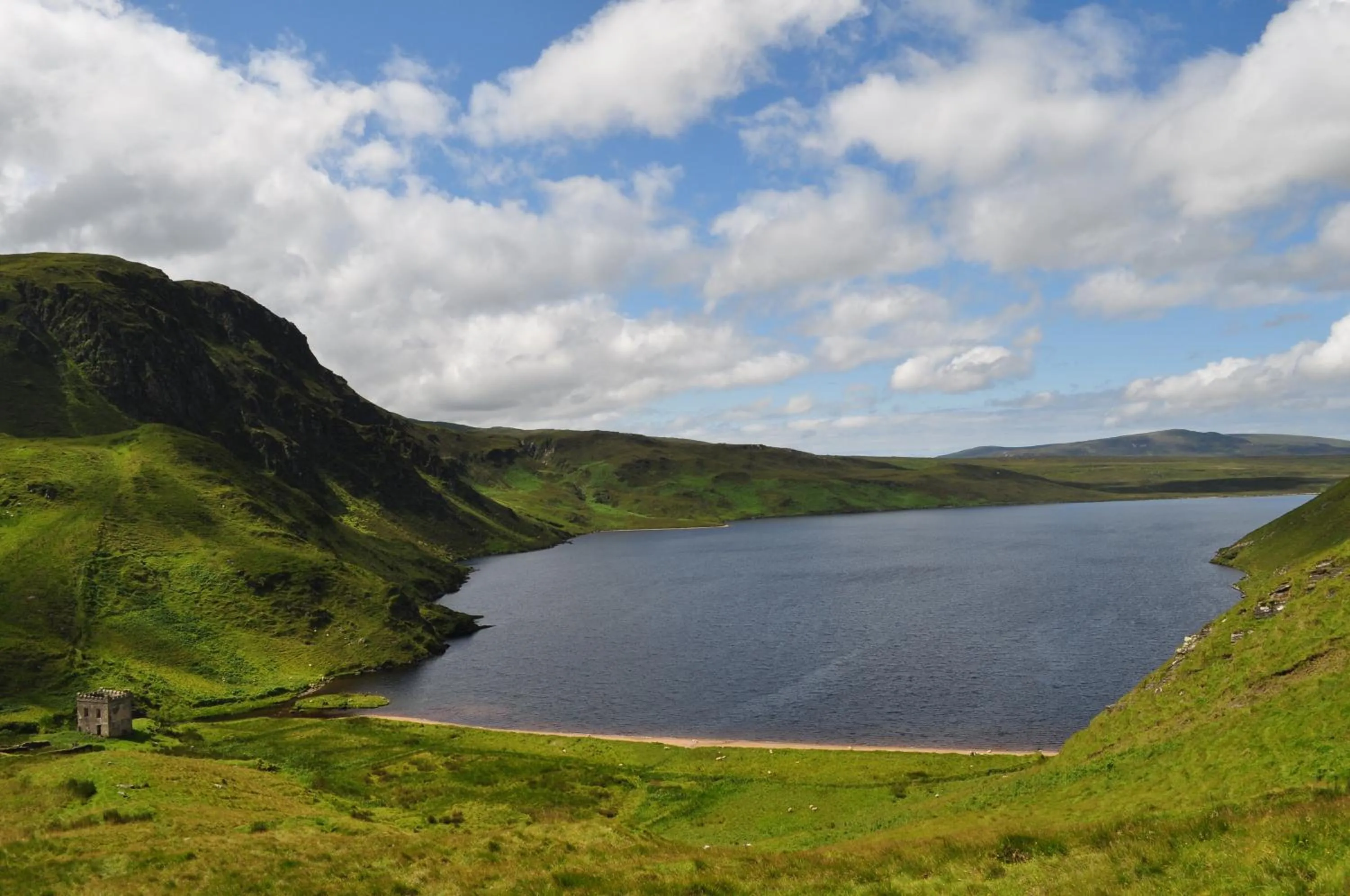 Natural landscape in Óstán Loch Altan