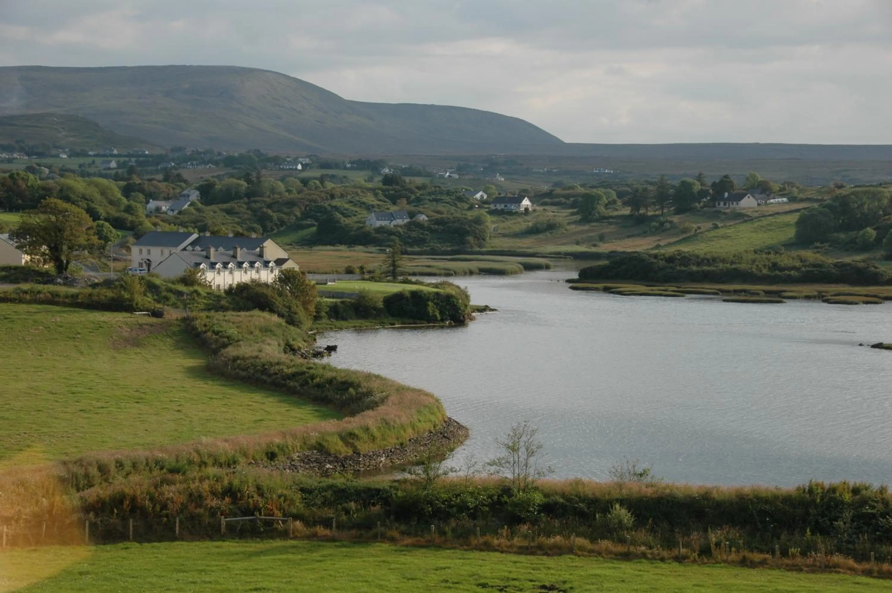 Natural landscape in Óstán Loch Altan