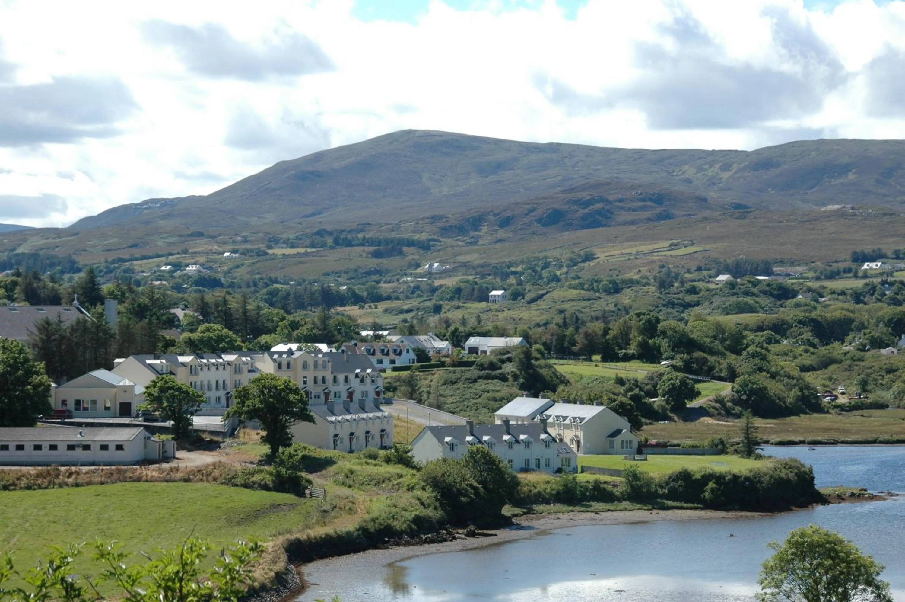 Neighbourhood in Óstán Loch Altan