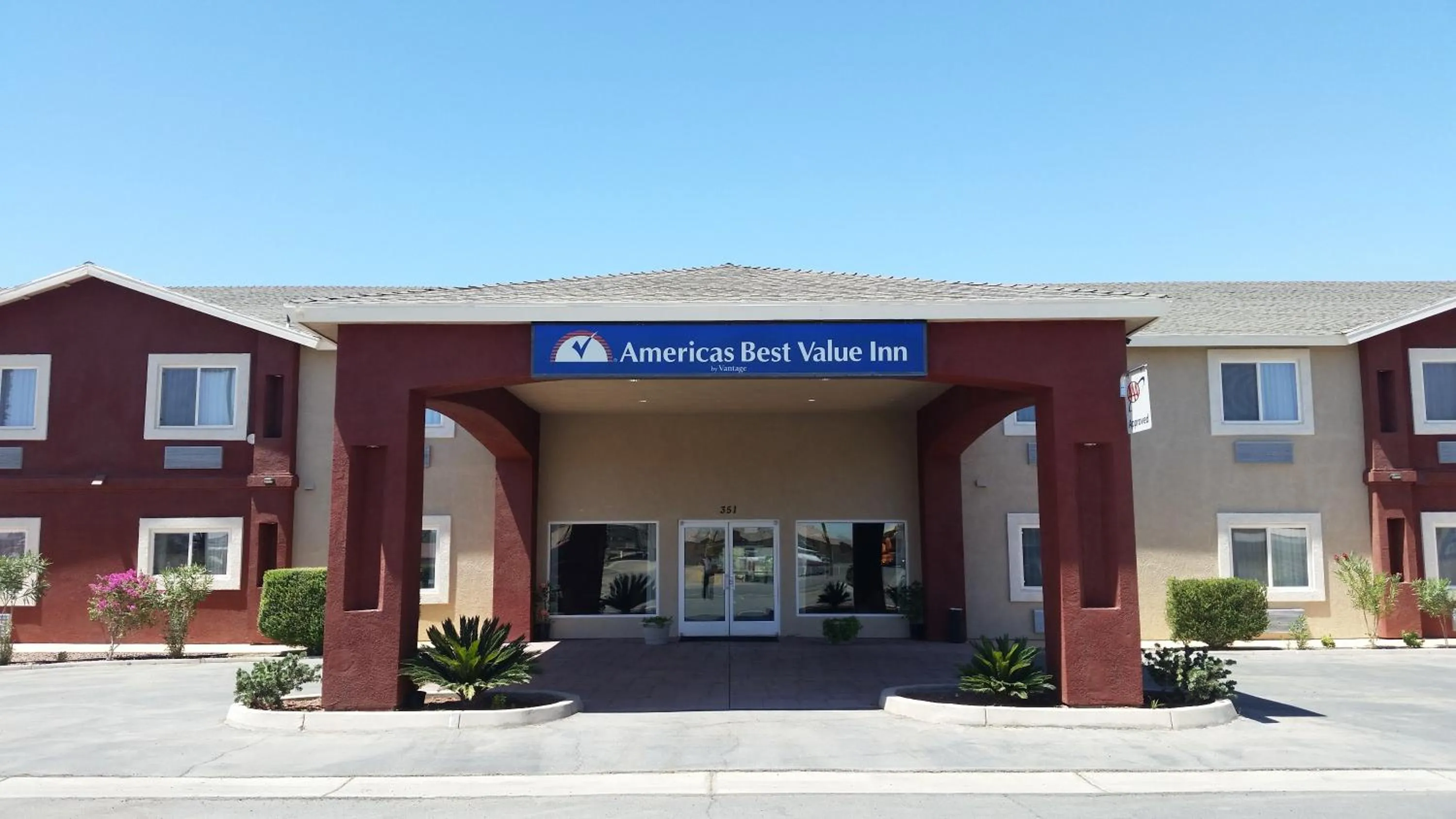 Facade/entrance in Americas Best Value Inn Westmorland