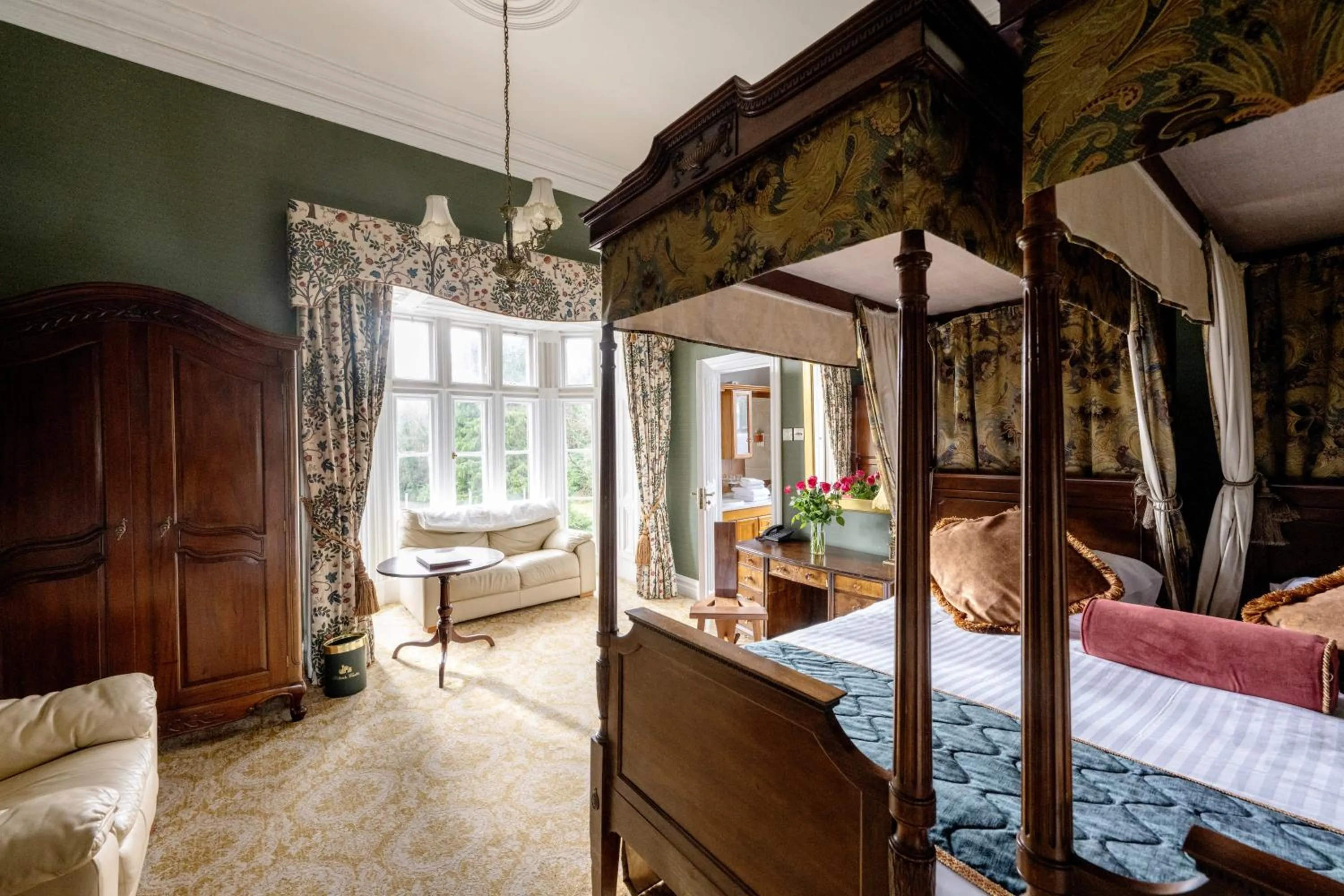 Bed in Belleek Castle, Ballina