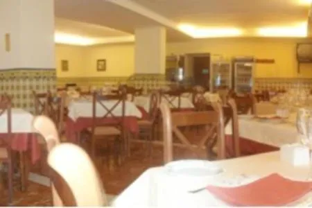 Restaurant/places to eat in Hotel Alfar