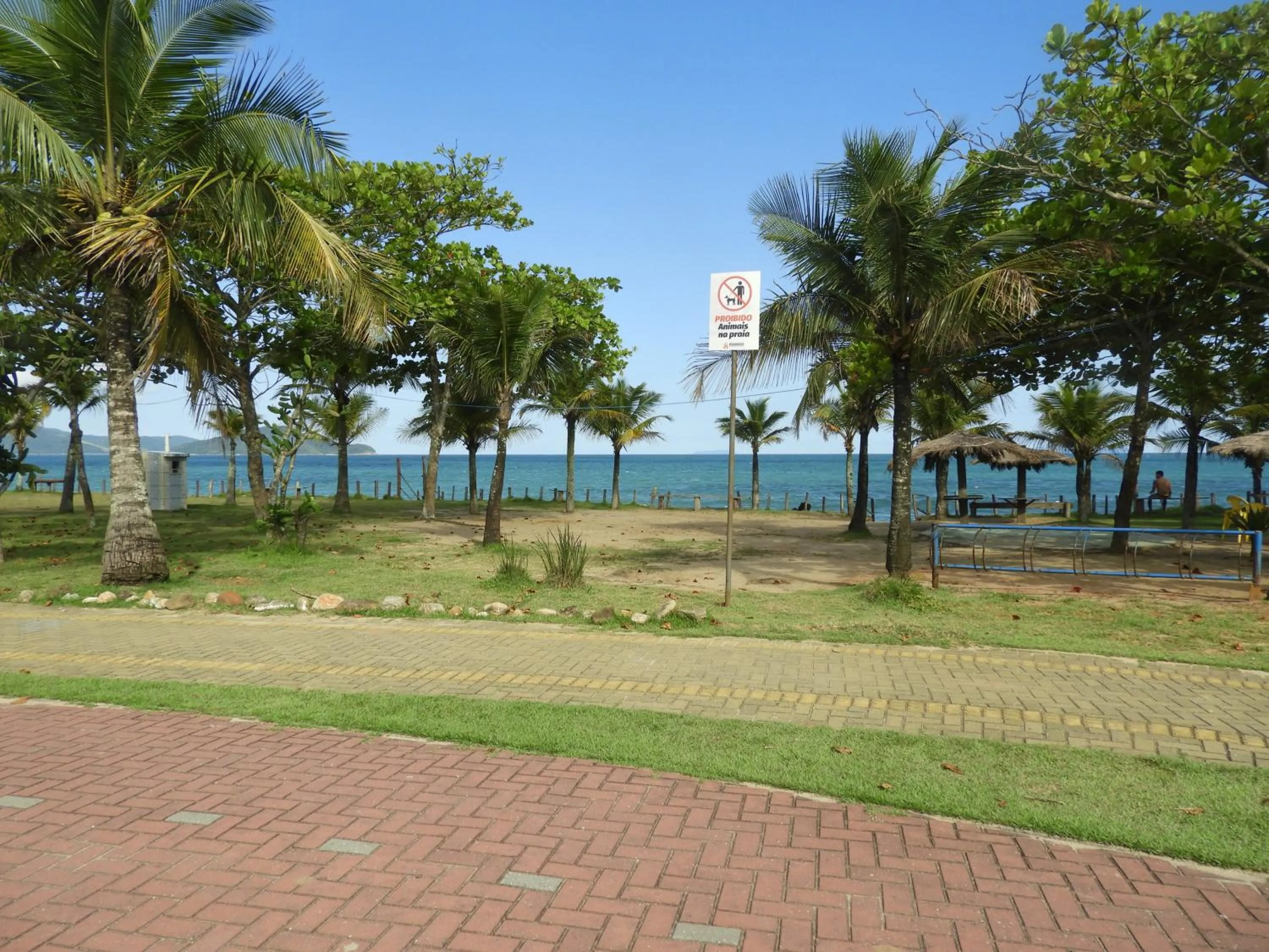 ACIOLY'S BEACH HOUSE
