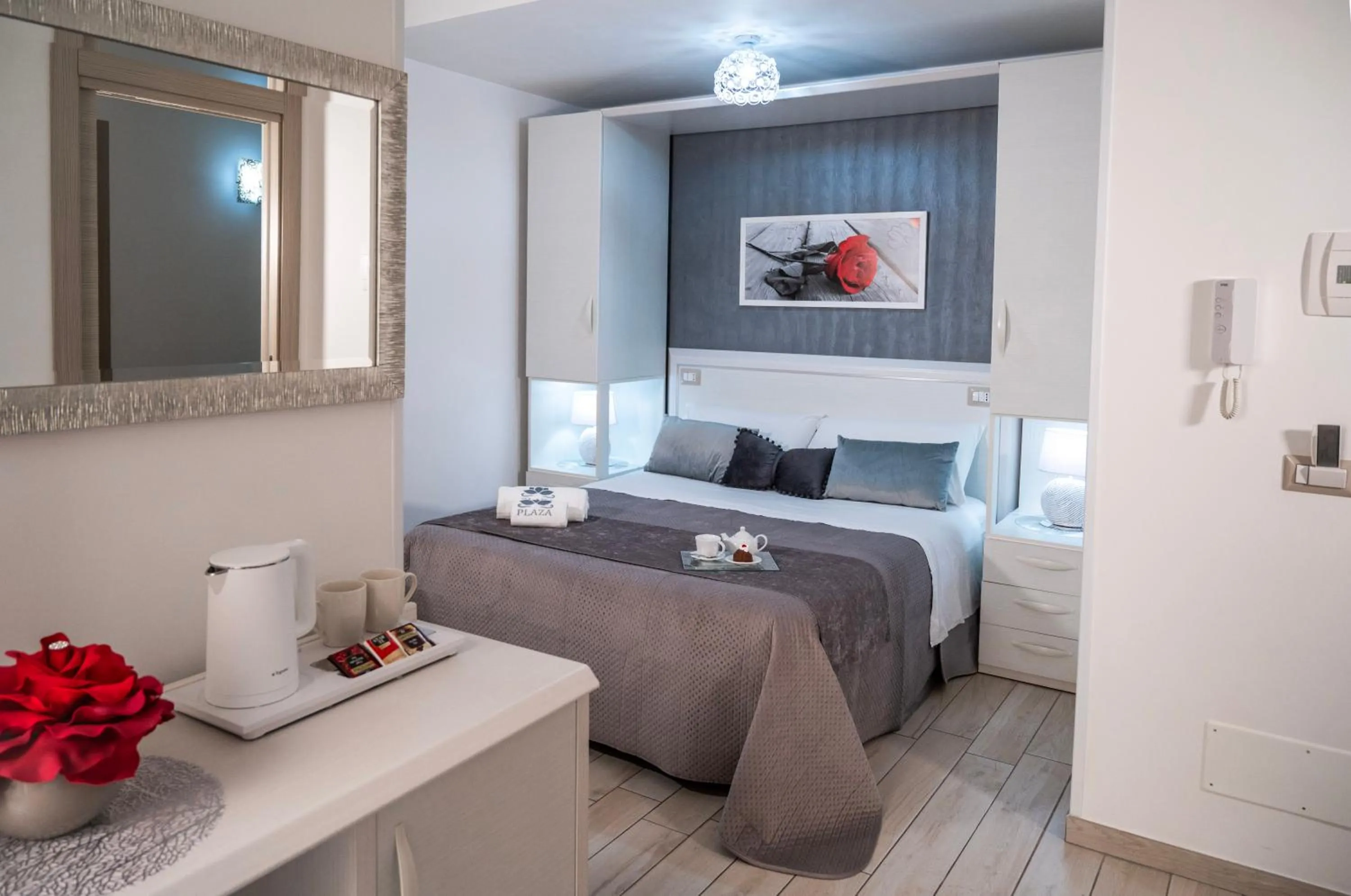 Photo of the whole room in B&B PLAZA