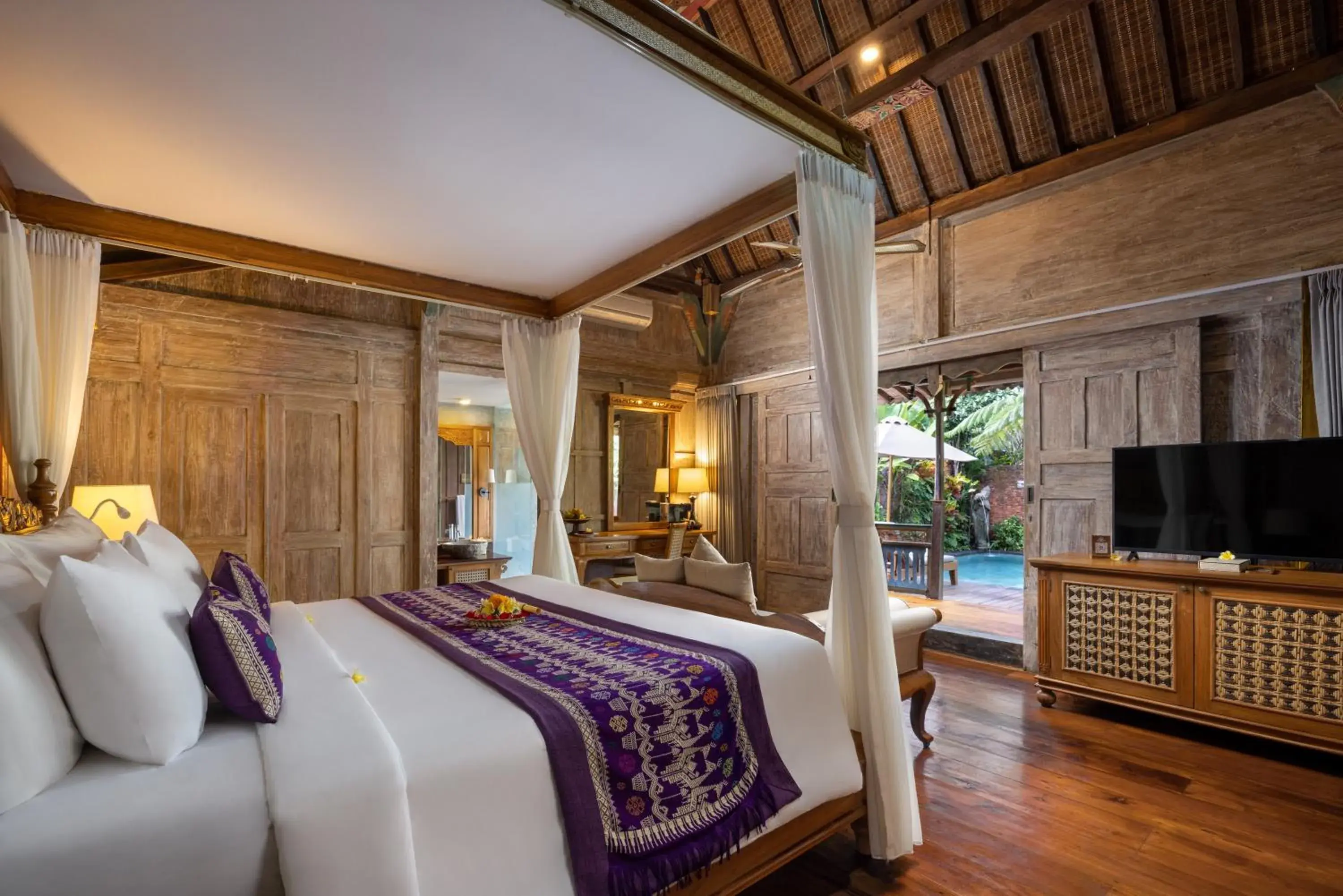 Artist One-Bedroom Private Pool Villa with Free One Time Mini-bar in Pramana Watu Kurung Artist One-Bedroom Private Pool Villa with Free One Time Mini-bar in Pramana Watu Kurung